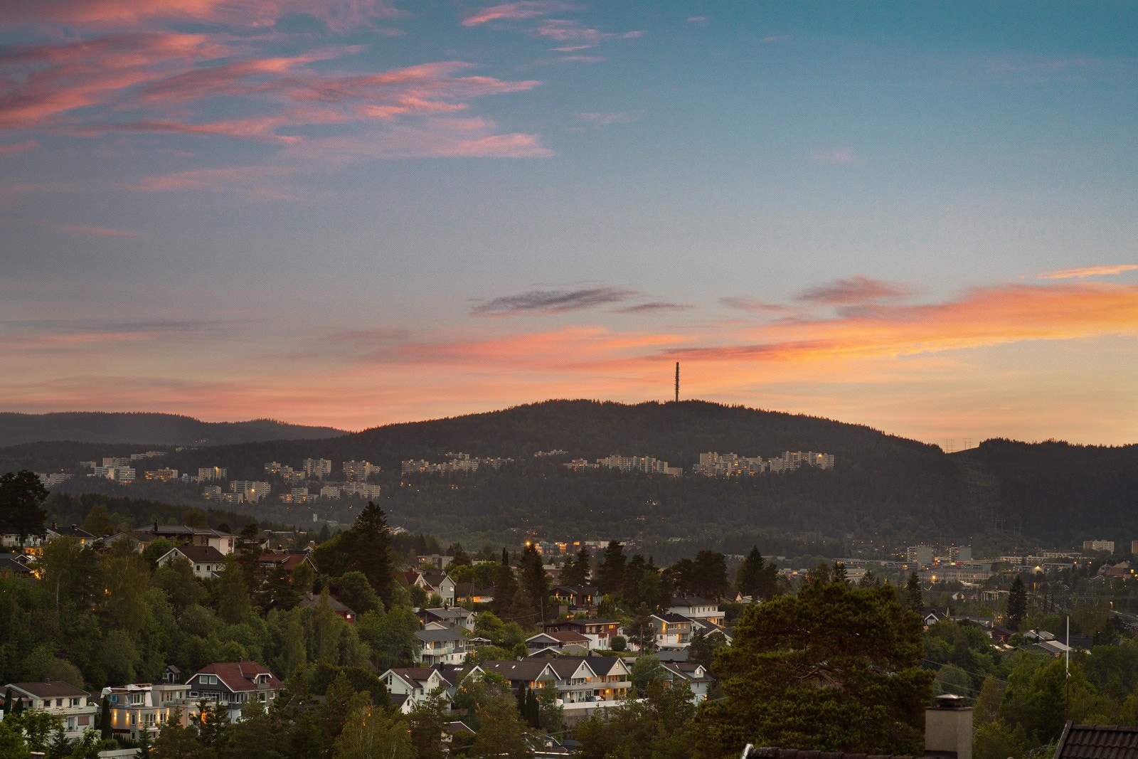 Nydelig g vidstrakt utsikt over nærområdet. Galleribilde