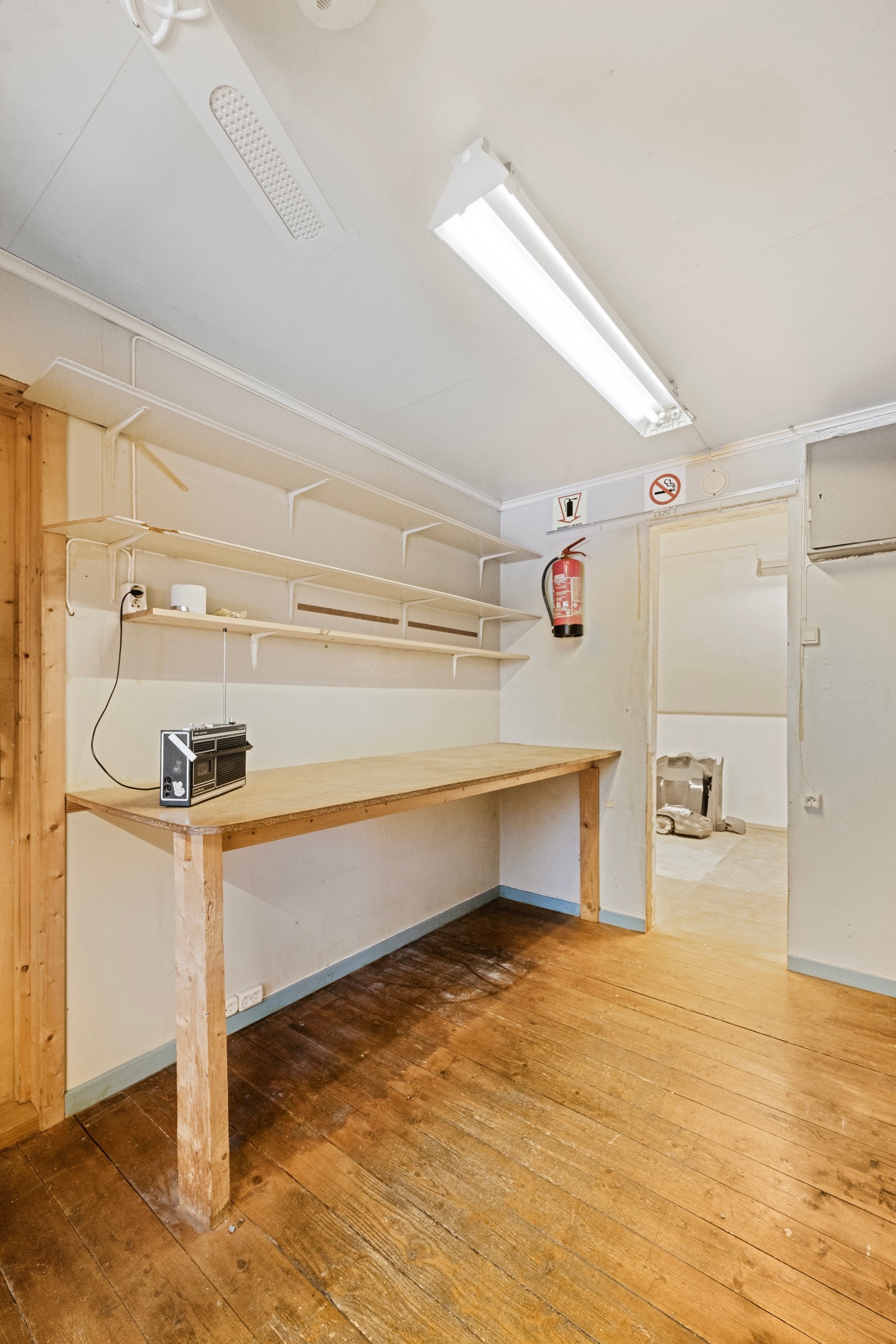 Rom/gang i uthuset. Galleribilde