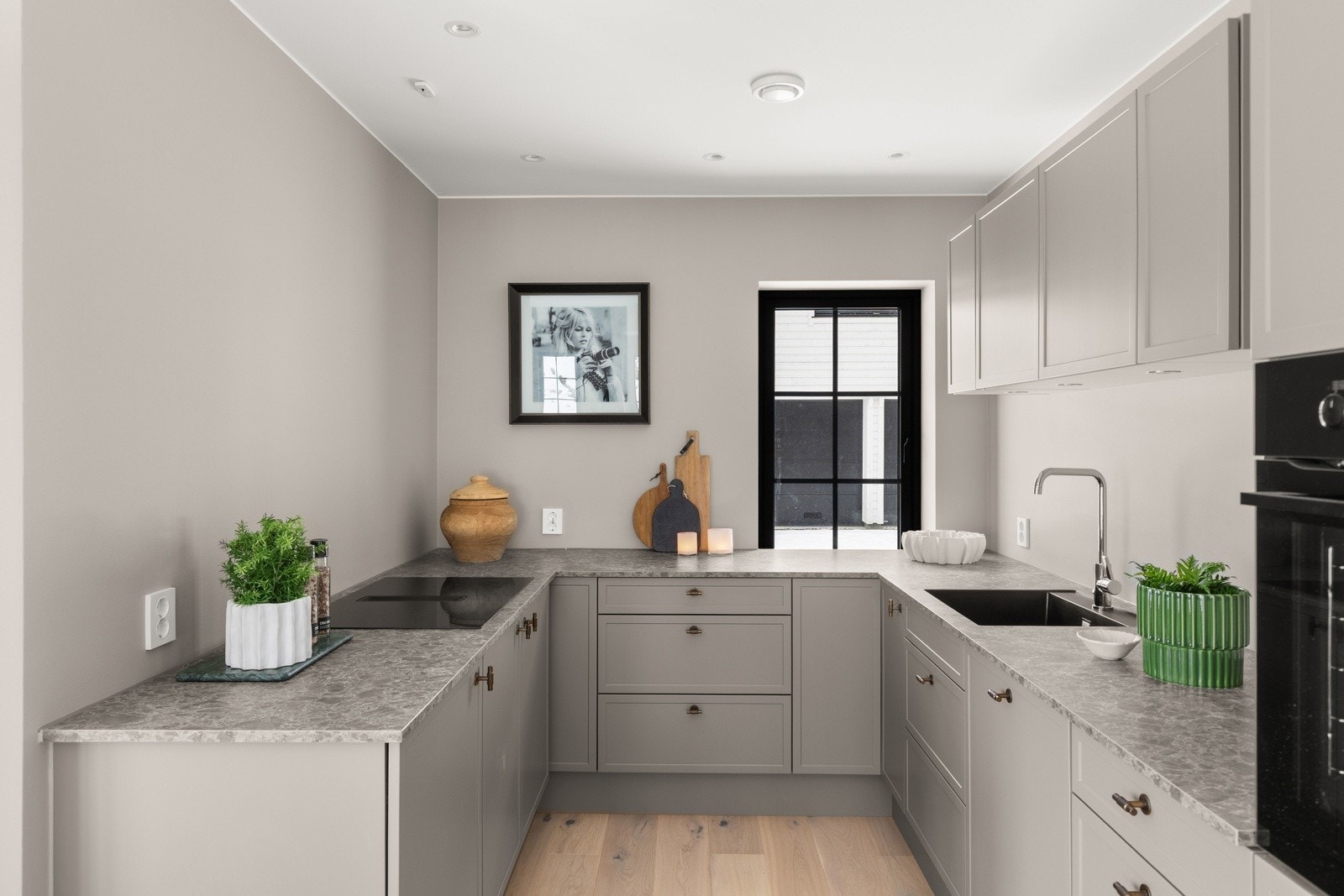 Storengveien12-10 Galleribilde