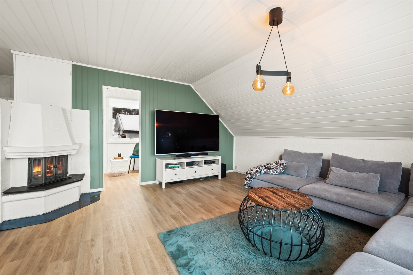 Peisovnen er et sentralt element i stuen som gir god varme. Galleribilde