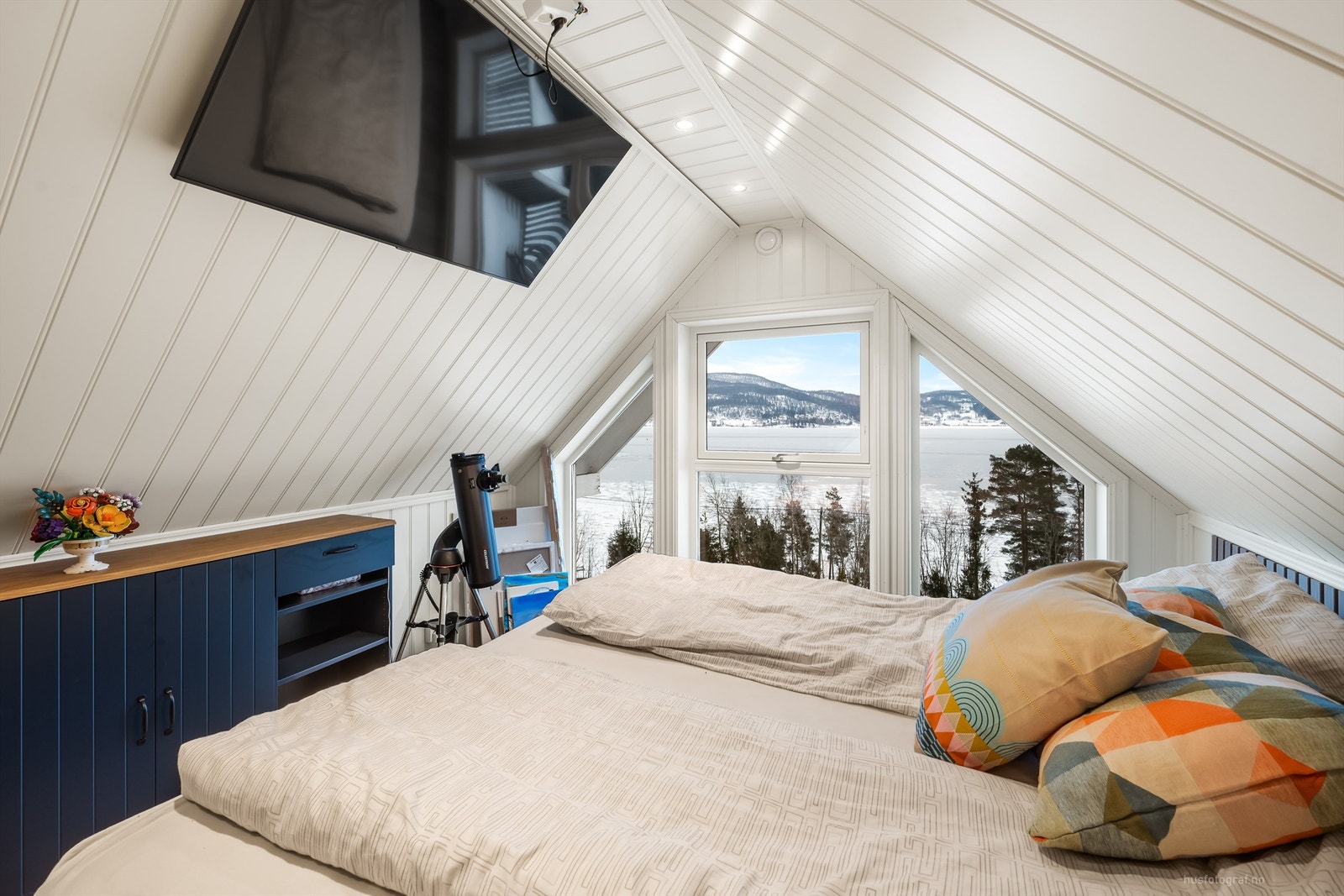 Loftsetasjen er et fleksibelt areal. - Rommet er ikke bruksendret/omsøkt. Galleribilde