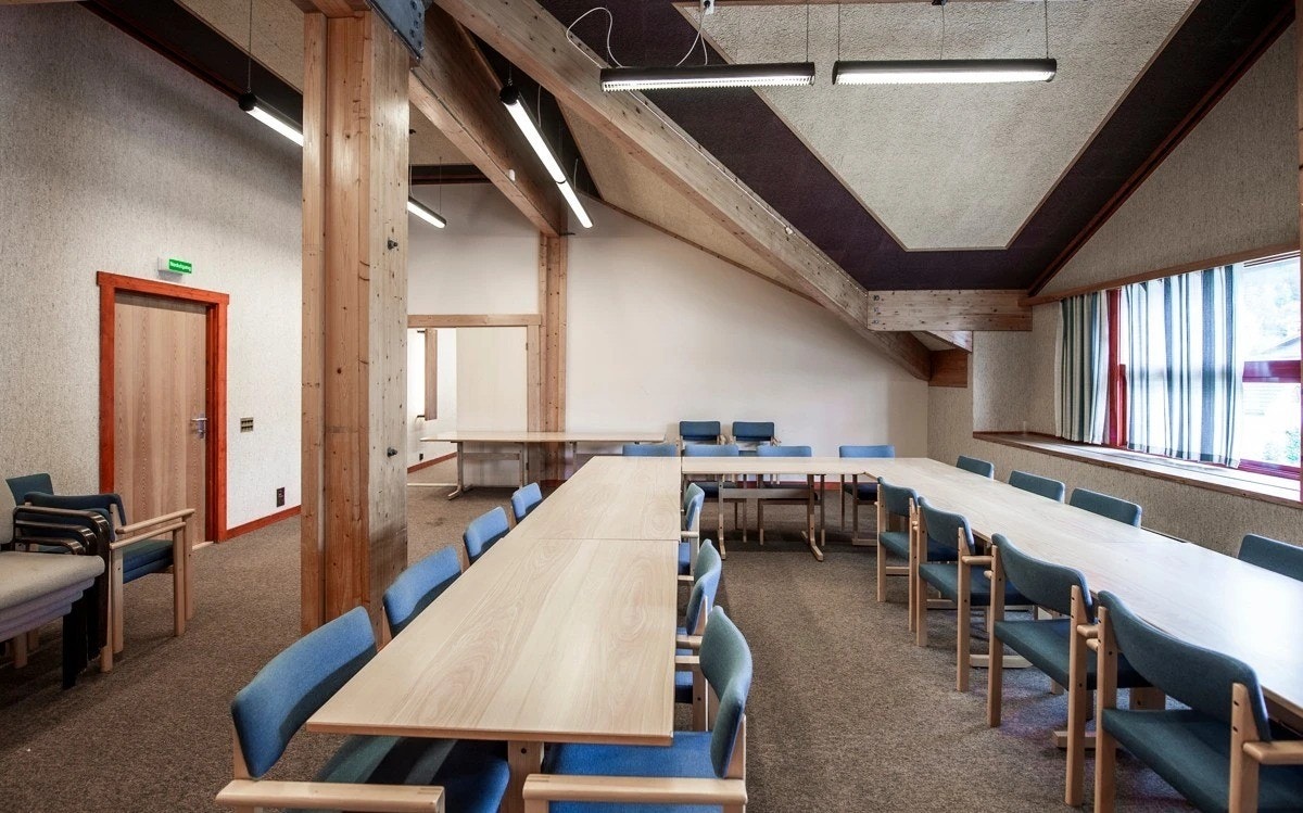 Kontor/forsamlingslokale 2. etasje Galleribilde