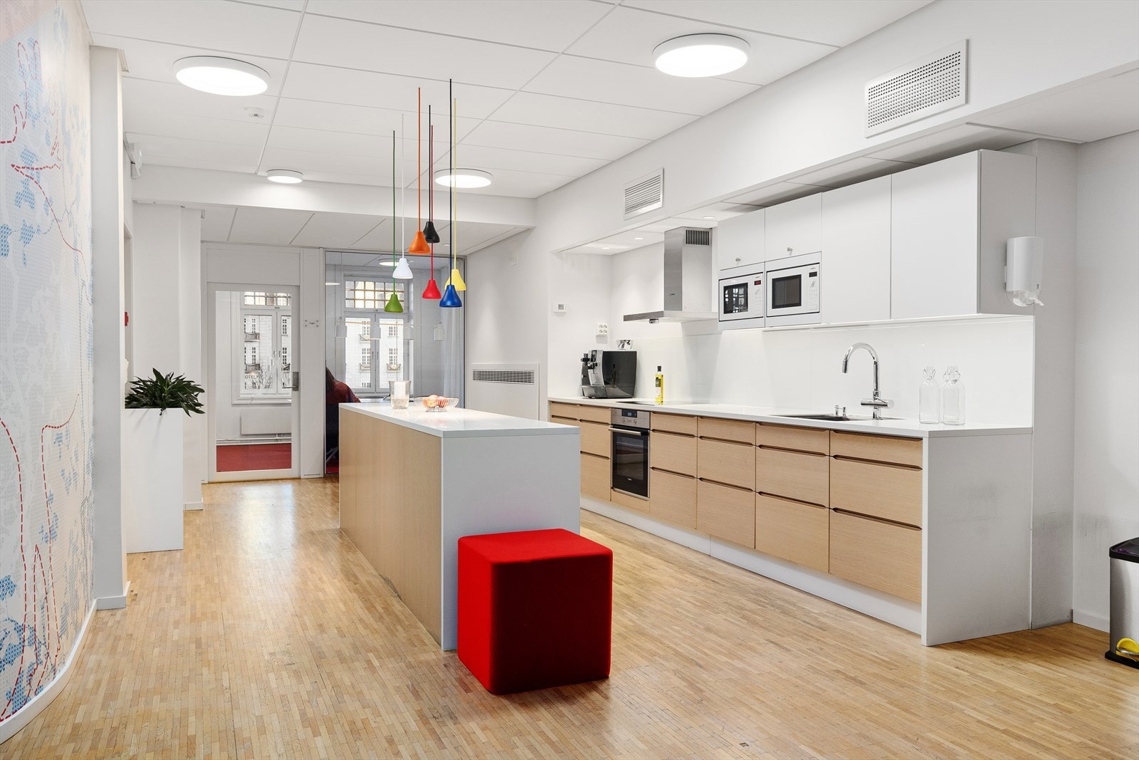 Gode sosiale soner med store kjøkken (referanselokale i 4. etg) Galleribilde