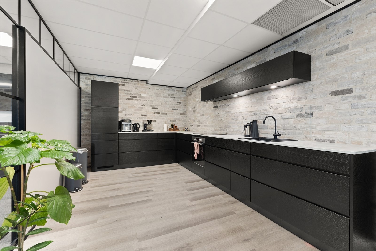 Referansebilde fra etasjen under Galleribilde