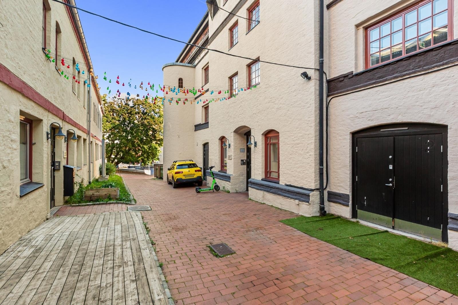 Uteområde utenfor lokalet Galleribilde