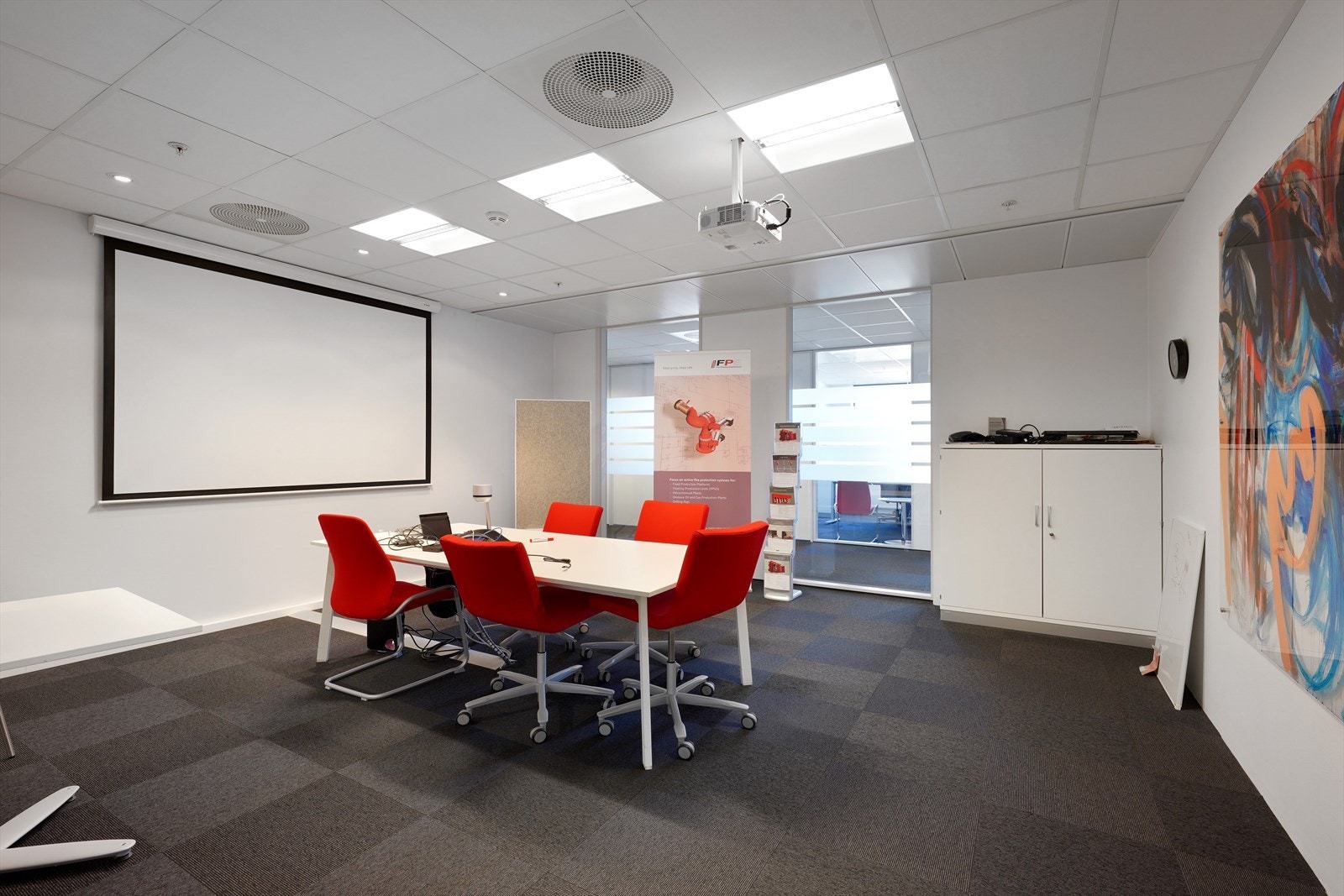 Kanalarmen 12 Galleribilde