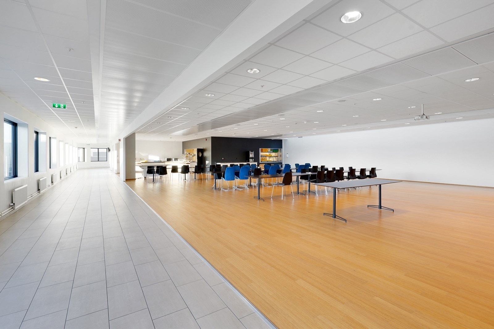 Kanalarmen 12 Galleribilde