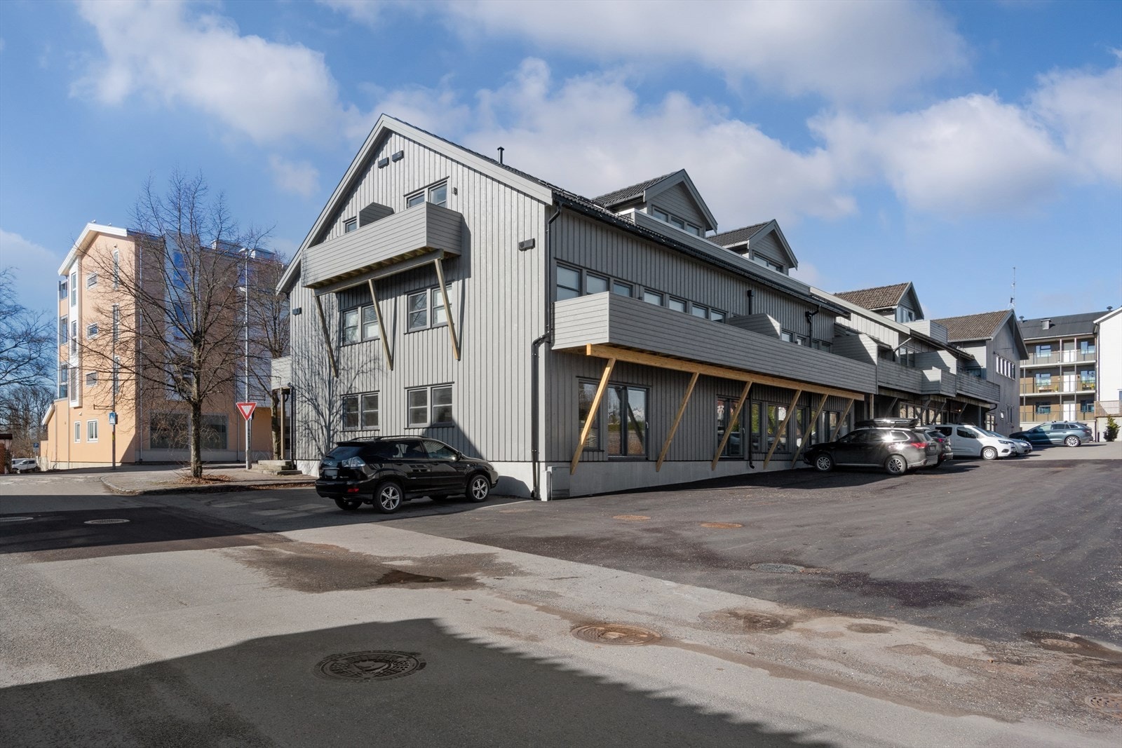 014.jpg Galleribilde