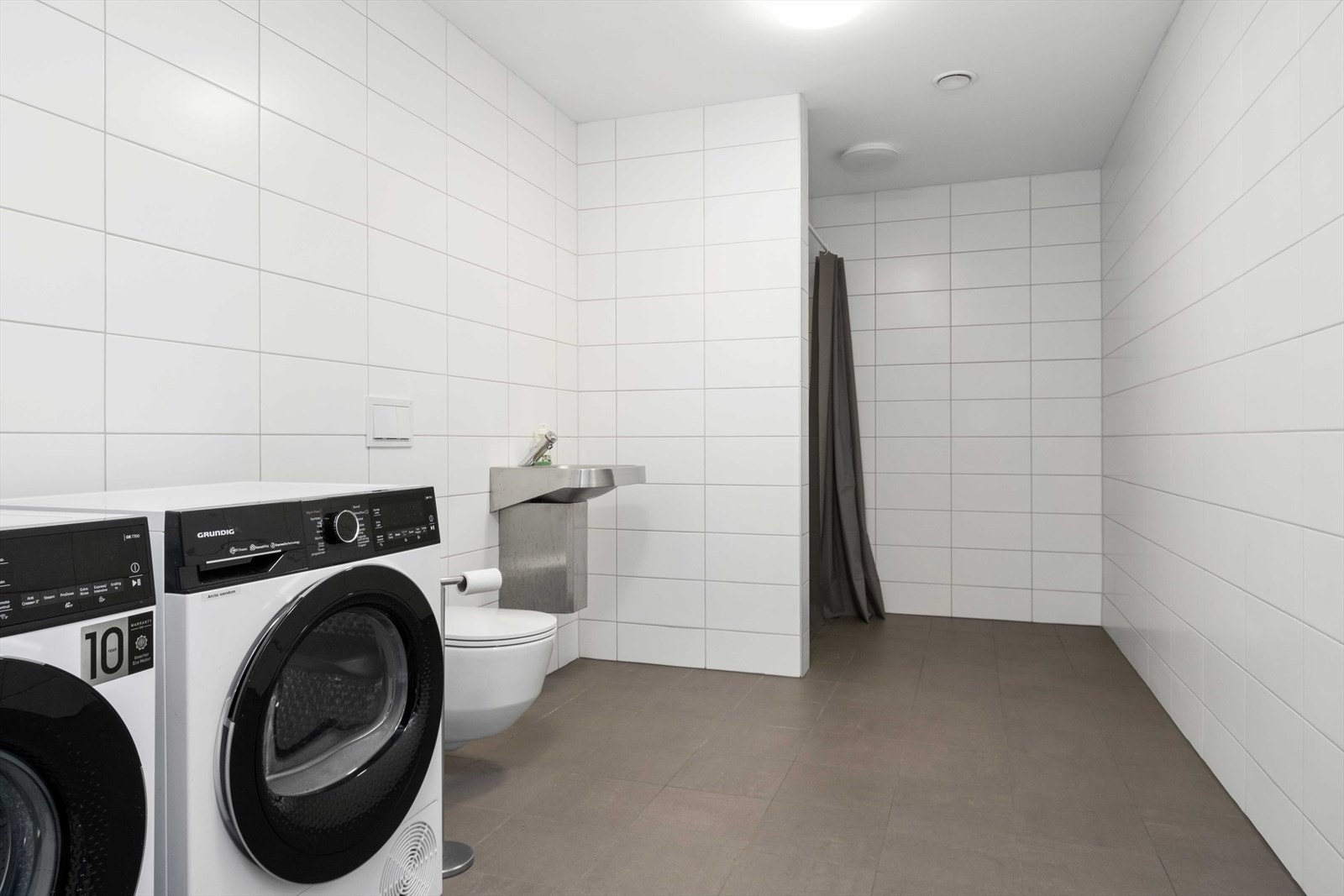 044.jpg Galleribilde