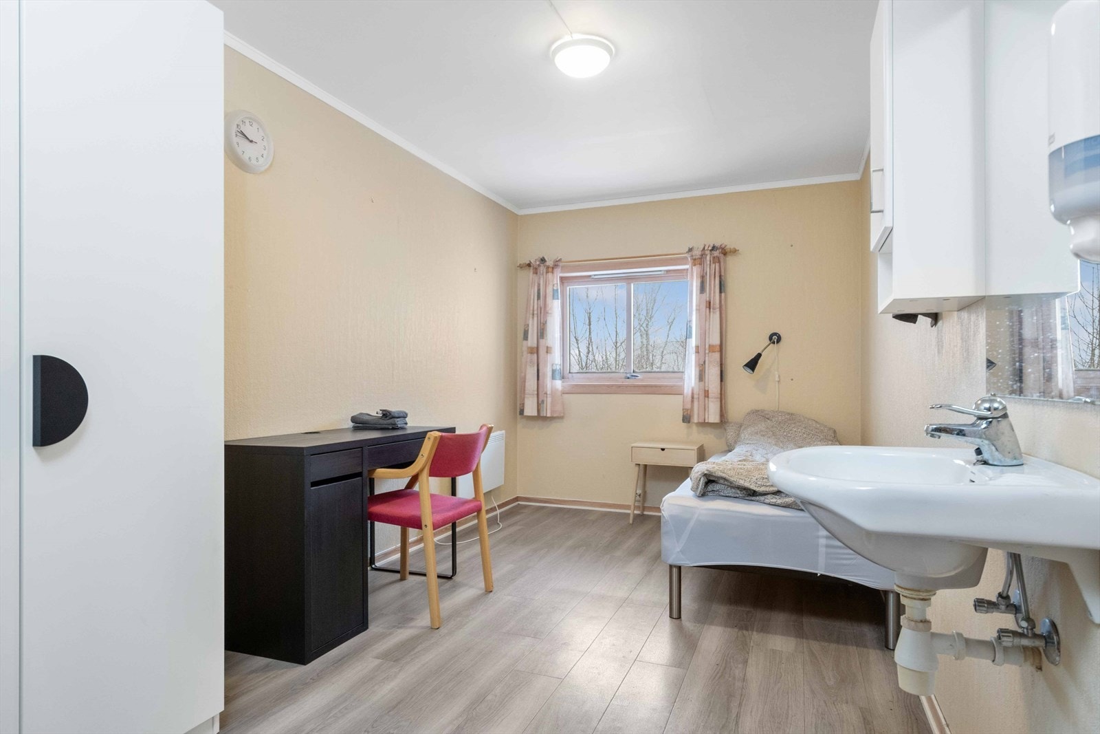 081.jpg Galleribilde