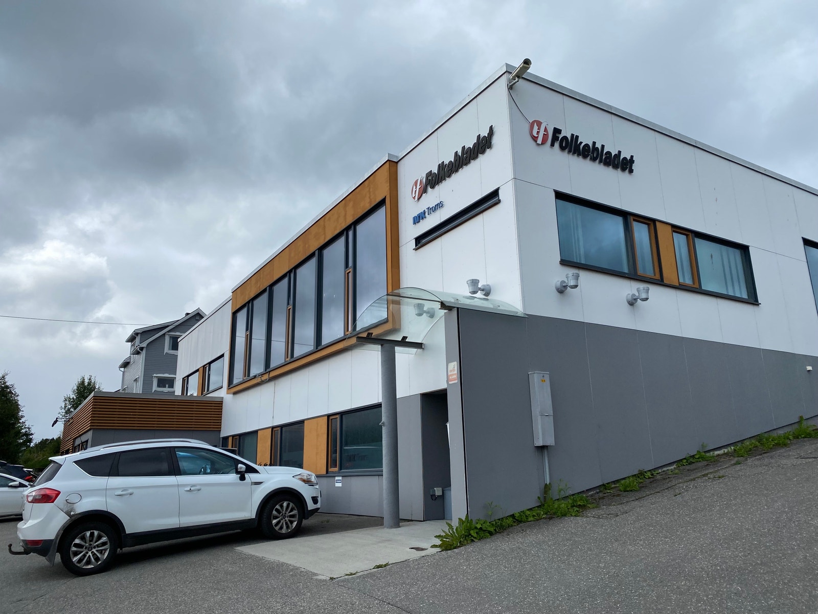 Folkebladets mediehus i Ringveien 25 i Finnsnes sentrum Galleribilde