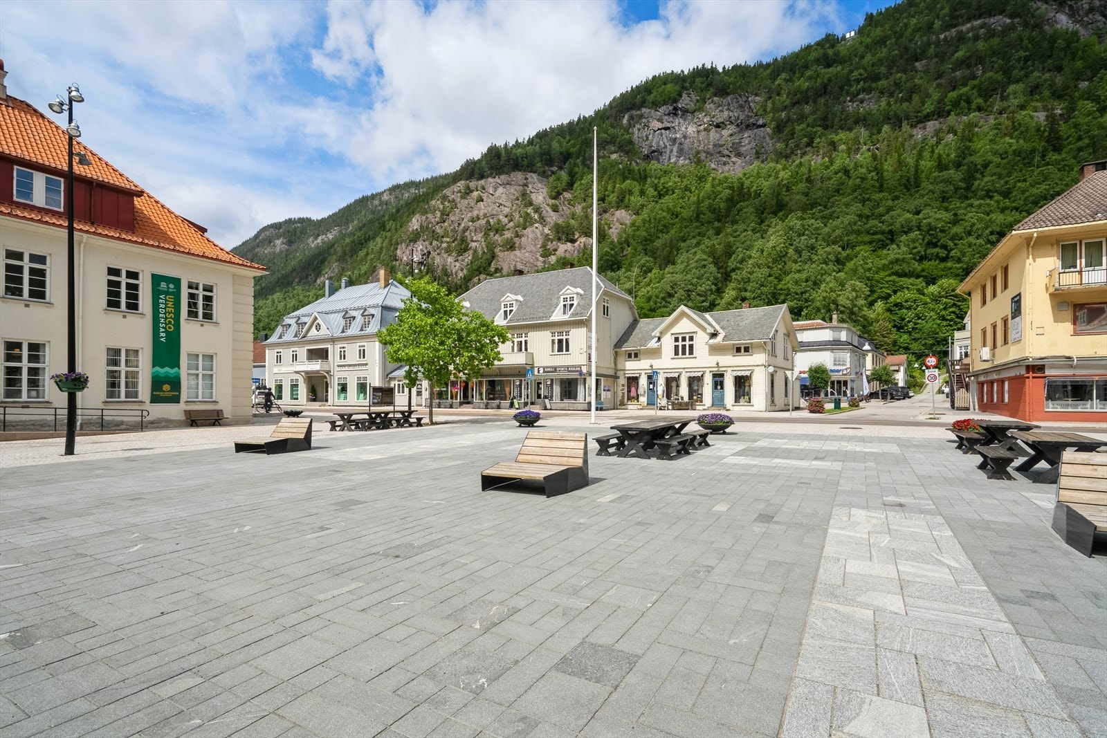 Fasade og area Galleribilde