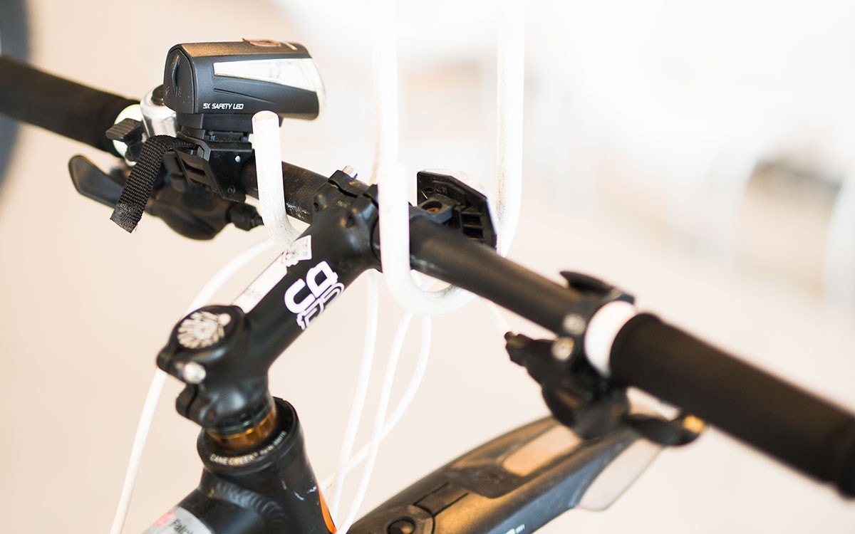 Egen sykkelparkering innendørs. Galleribilde