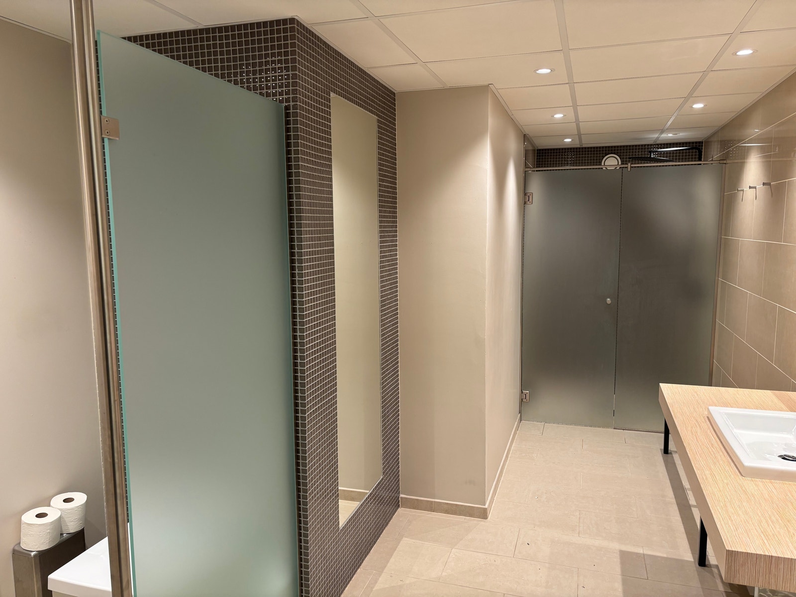 Dusjanlegg treningsrom Galleribilde