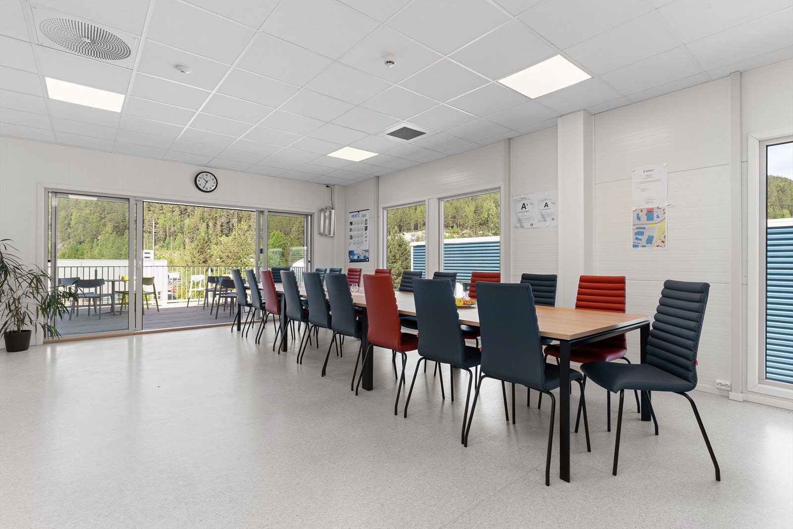 spisestue01.jpg Galleribilde