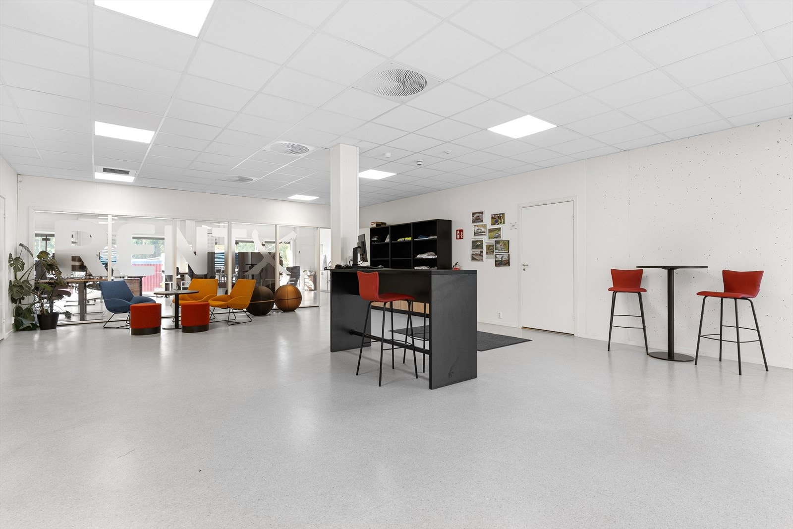 kontor01.jpg Galleribilde