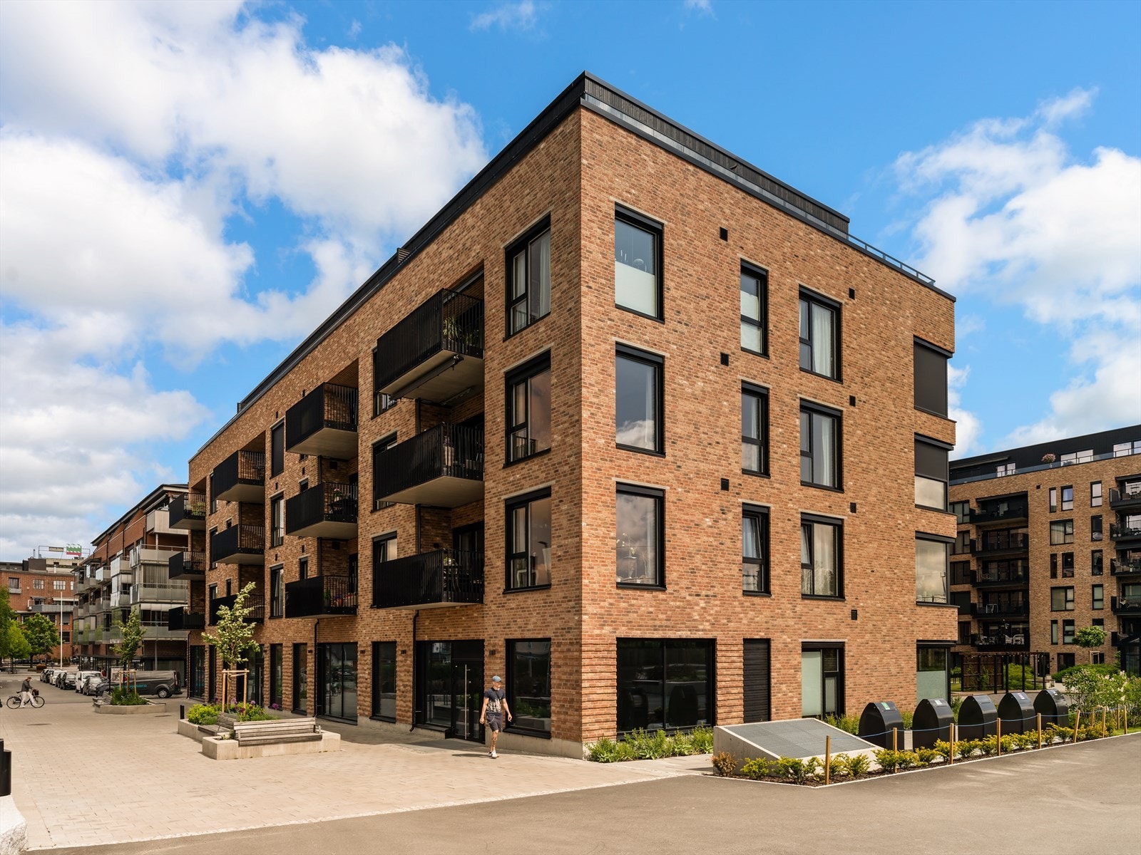 Lokalet ligger i første etasje i boligprosjektet Meierihagen og har svært gode profileringsmuligheter mot byen Galleribilde