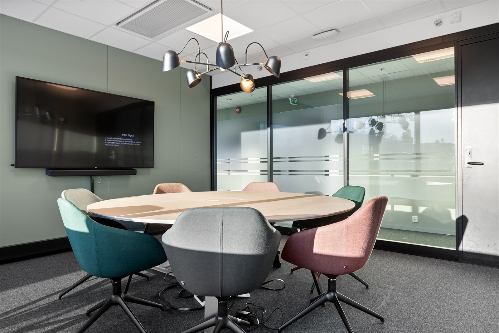 .. og er godt dekket med møterom. Galleribilde