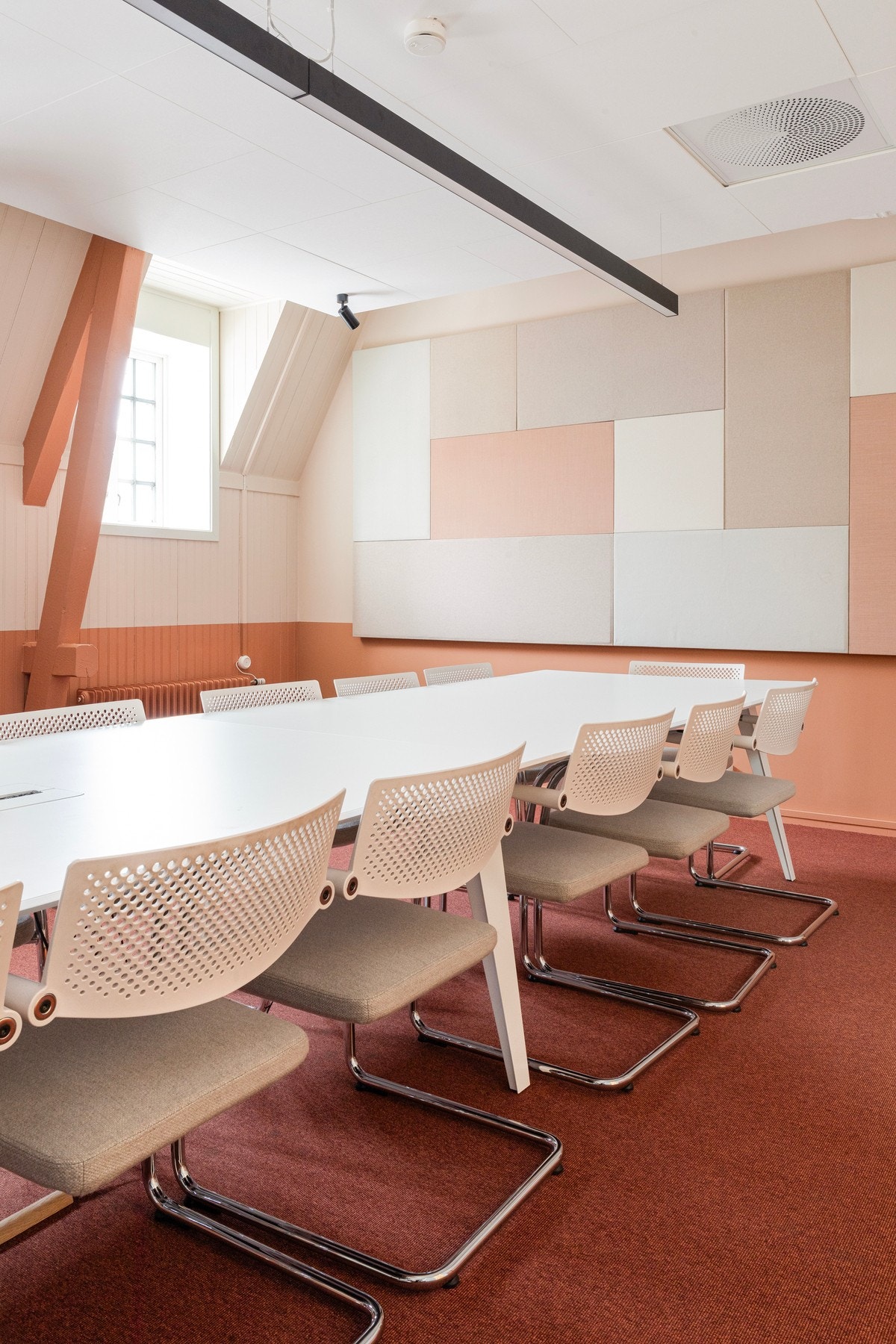 Mulig å benytte et større møterom i 3. etasje Galleribilde