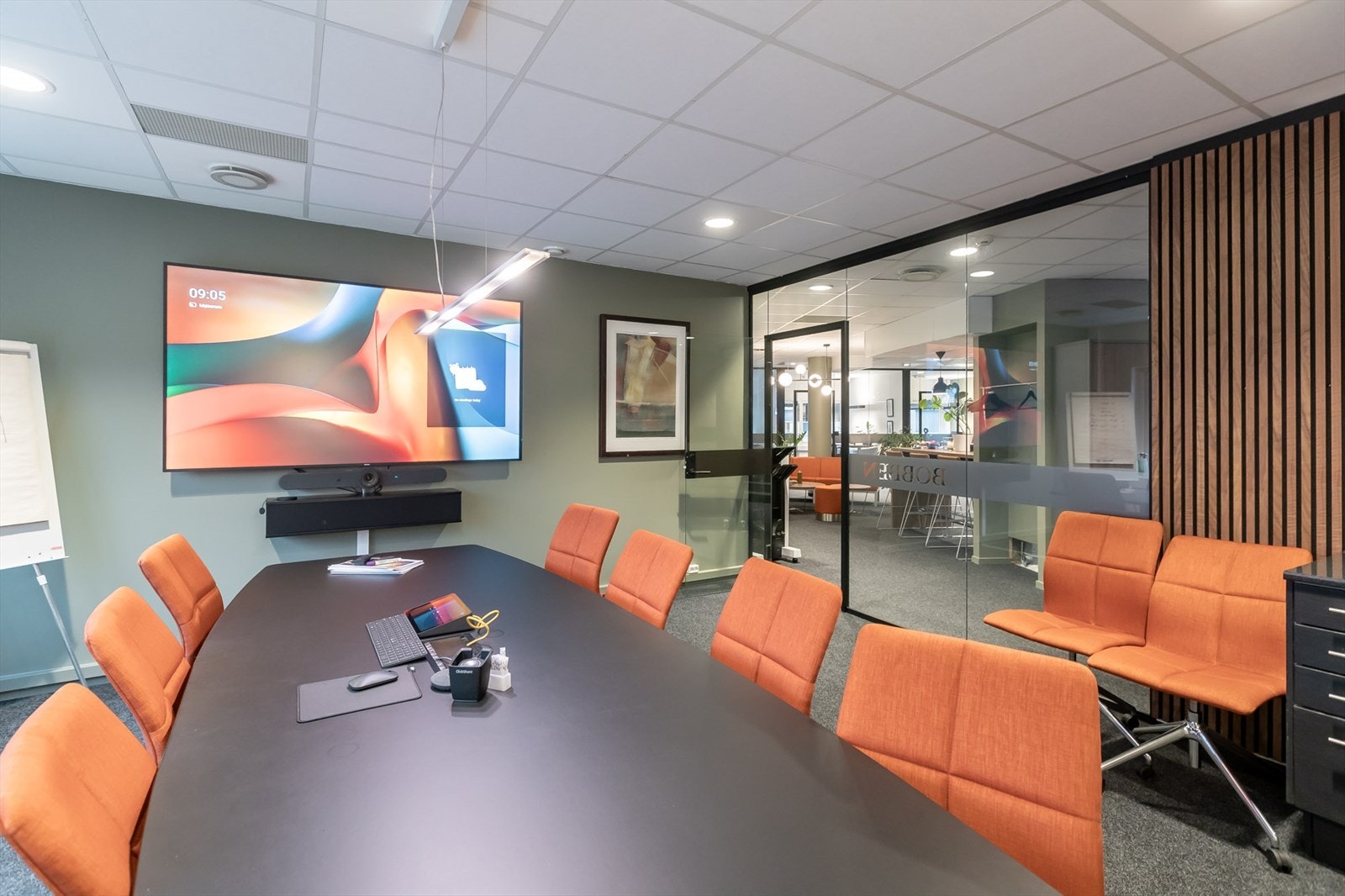 Violgata-8 fra en av byggets øvrige leietakere Galleribilde