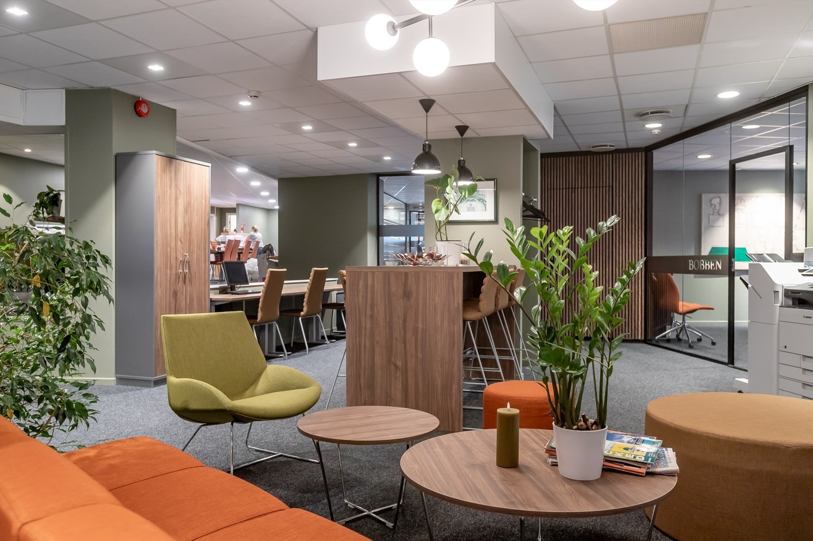 Violgata-8 fra en av byggets øvrige leietakere Galleribilde