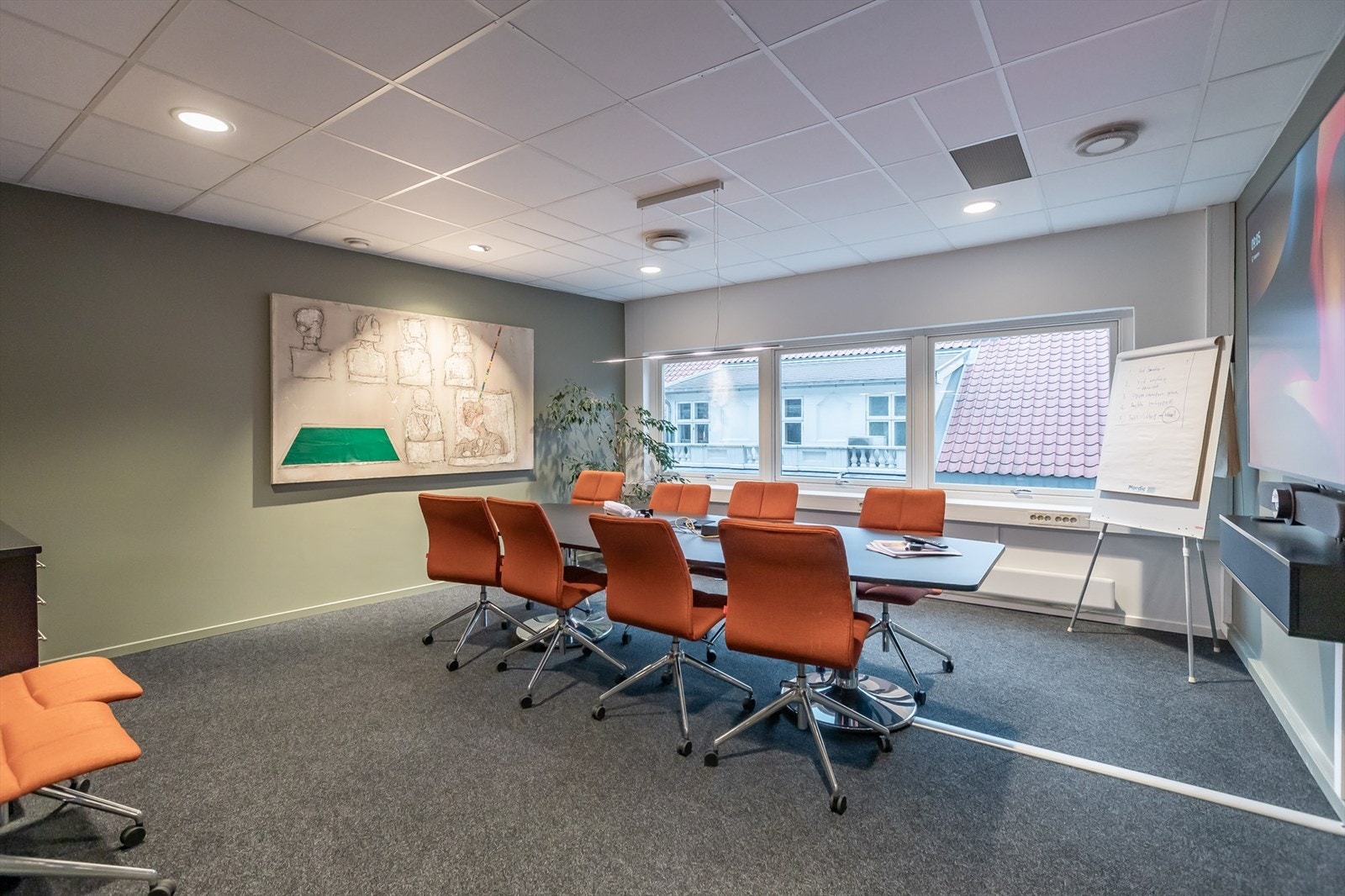 Violgata-8 fra en av byggets øvrige leietakere Galleribilde