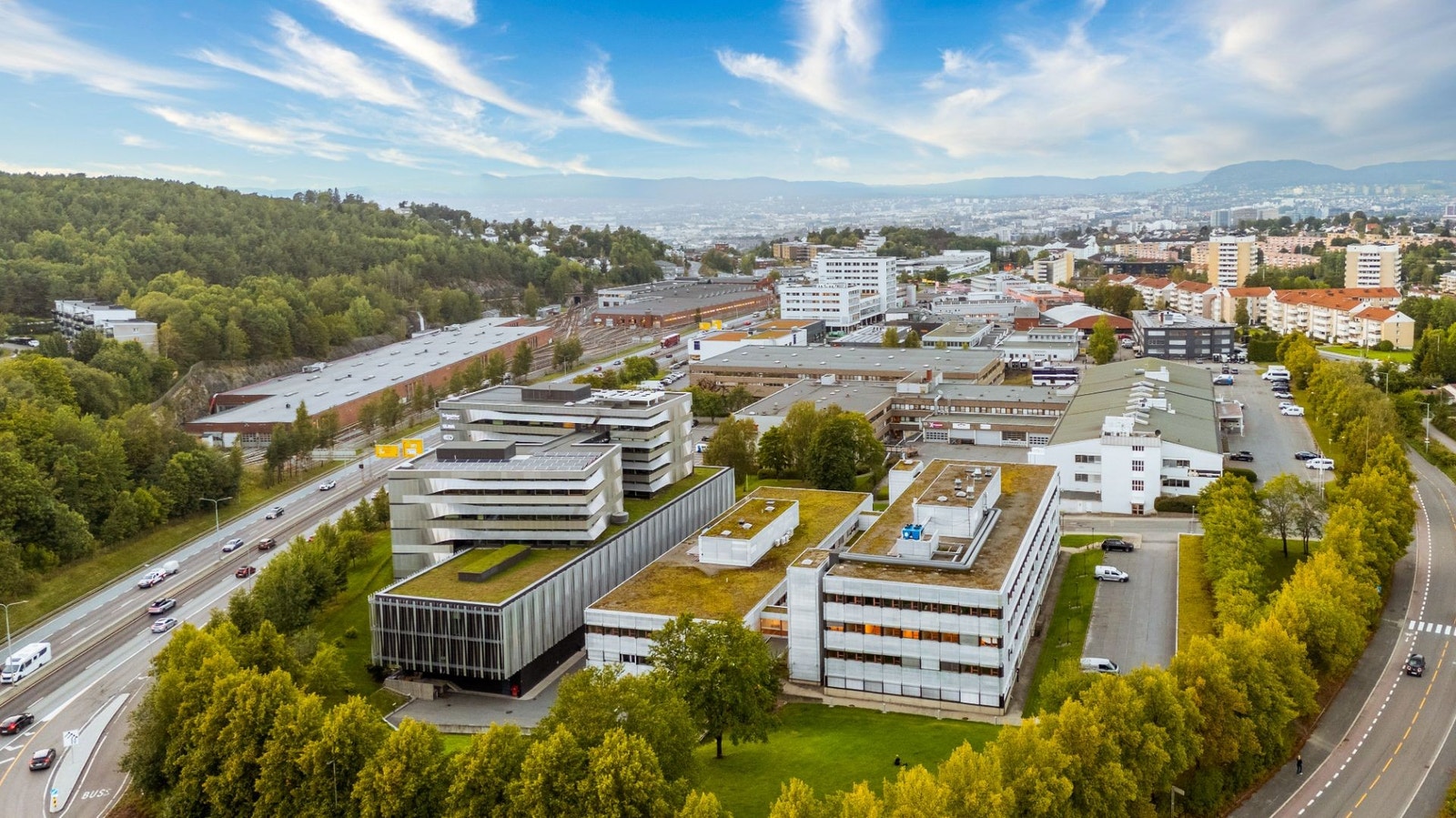 Eksponering mot E6 (ring 3) Galleribilde