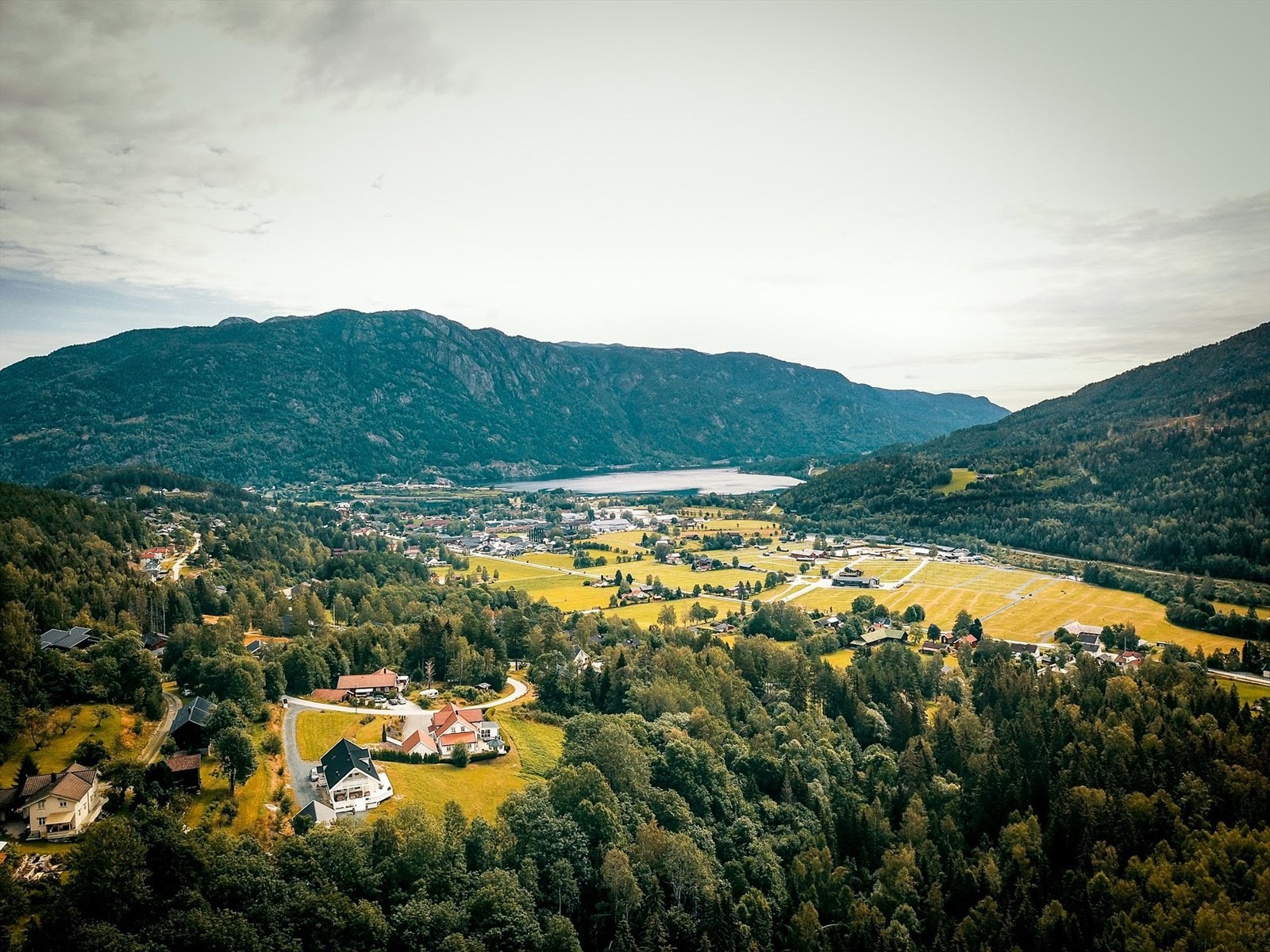 Utsiktsbilde mot Seljord.jpg Galleribilde