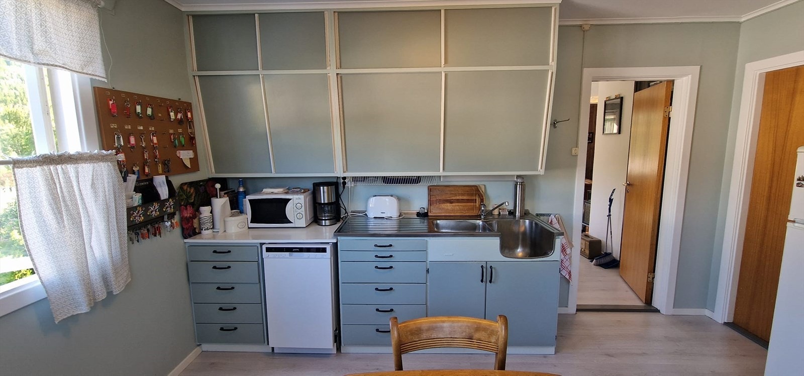 kjøkken hovedleilighet.jpg Galleribilde