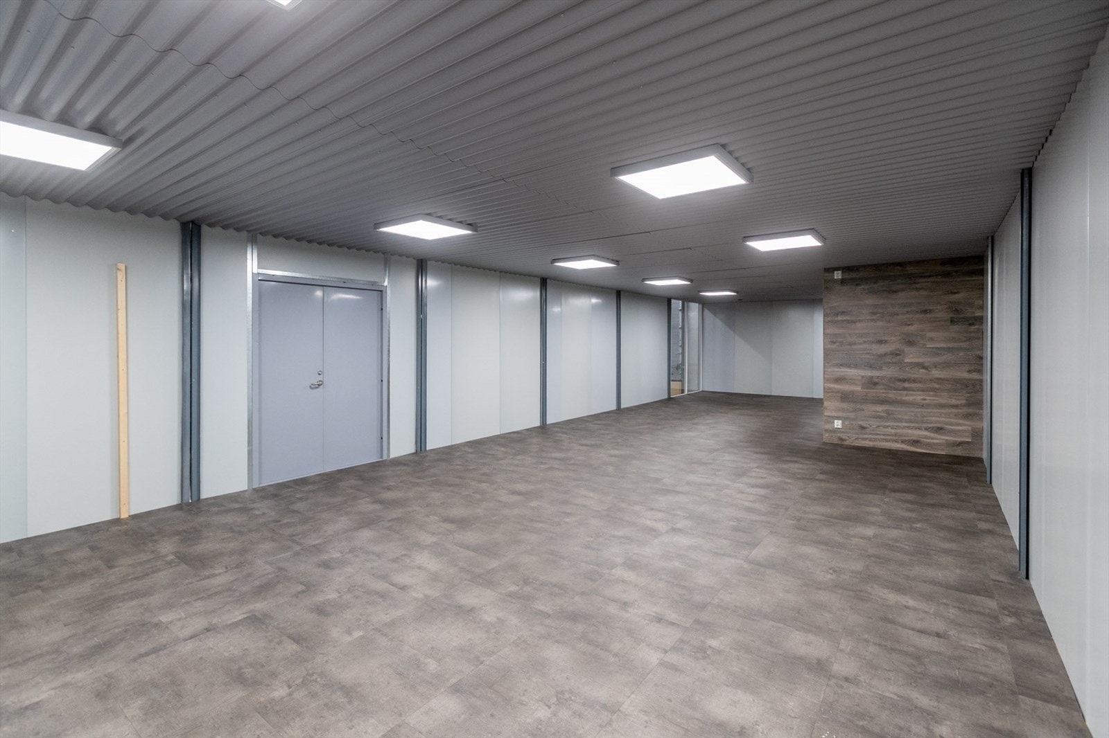 Titangata-9a Galleribilde