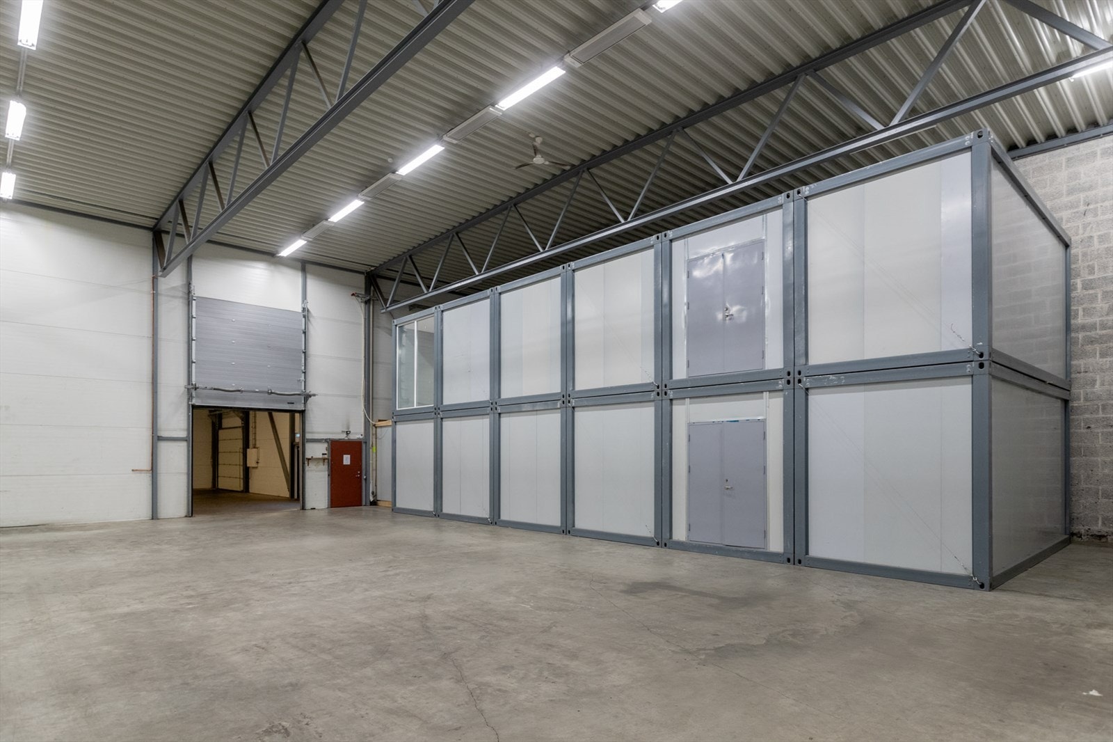 Titangata-9a Galleribilde