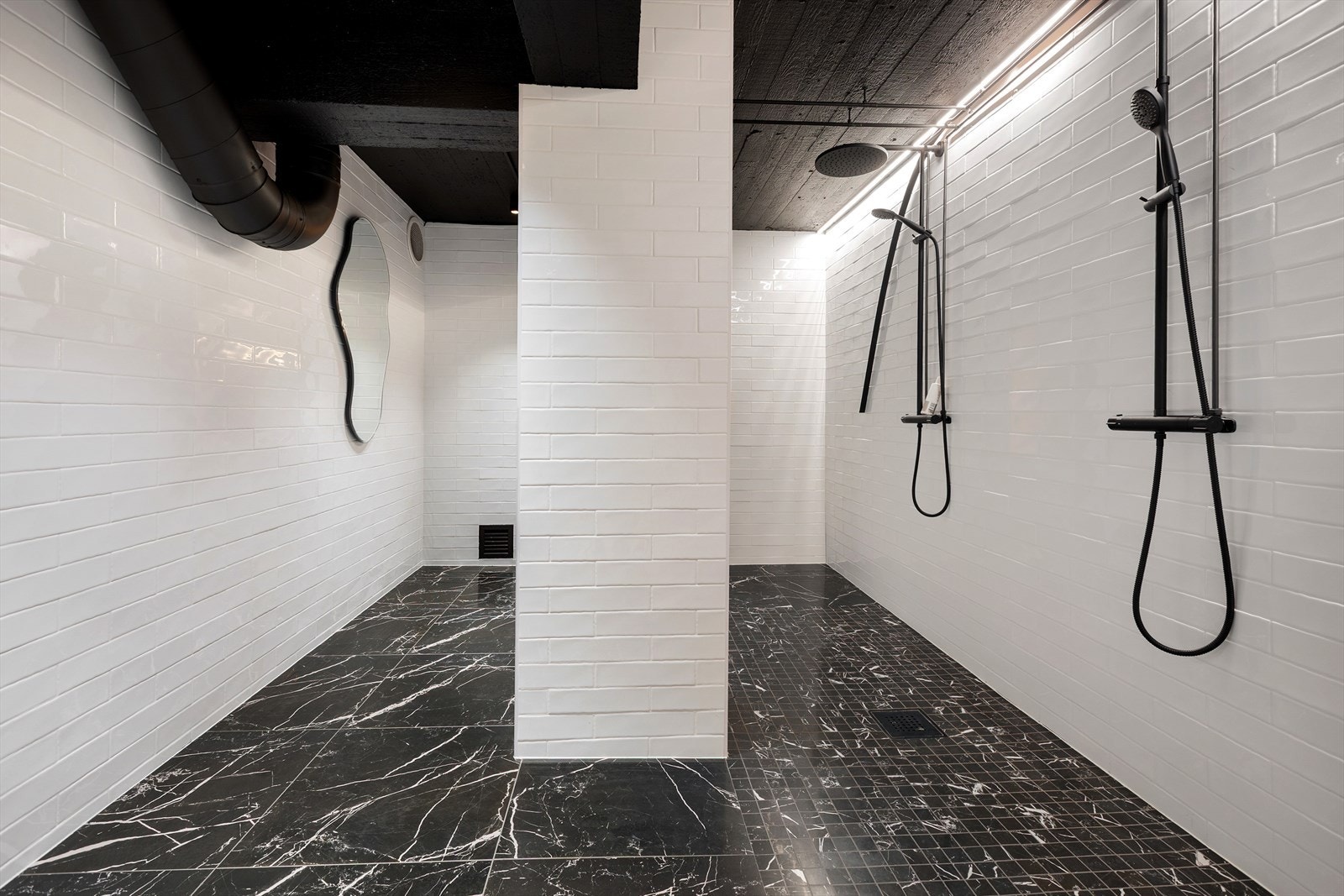 Fellesareal dusjer Galleribilde