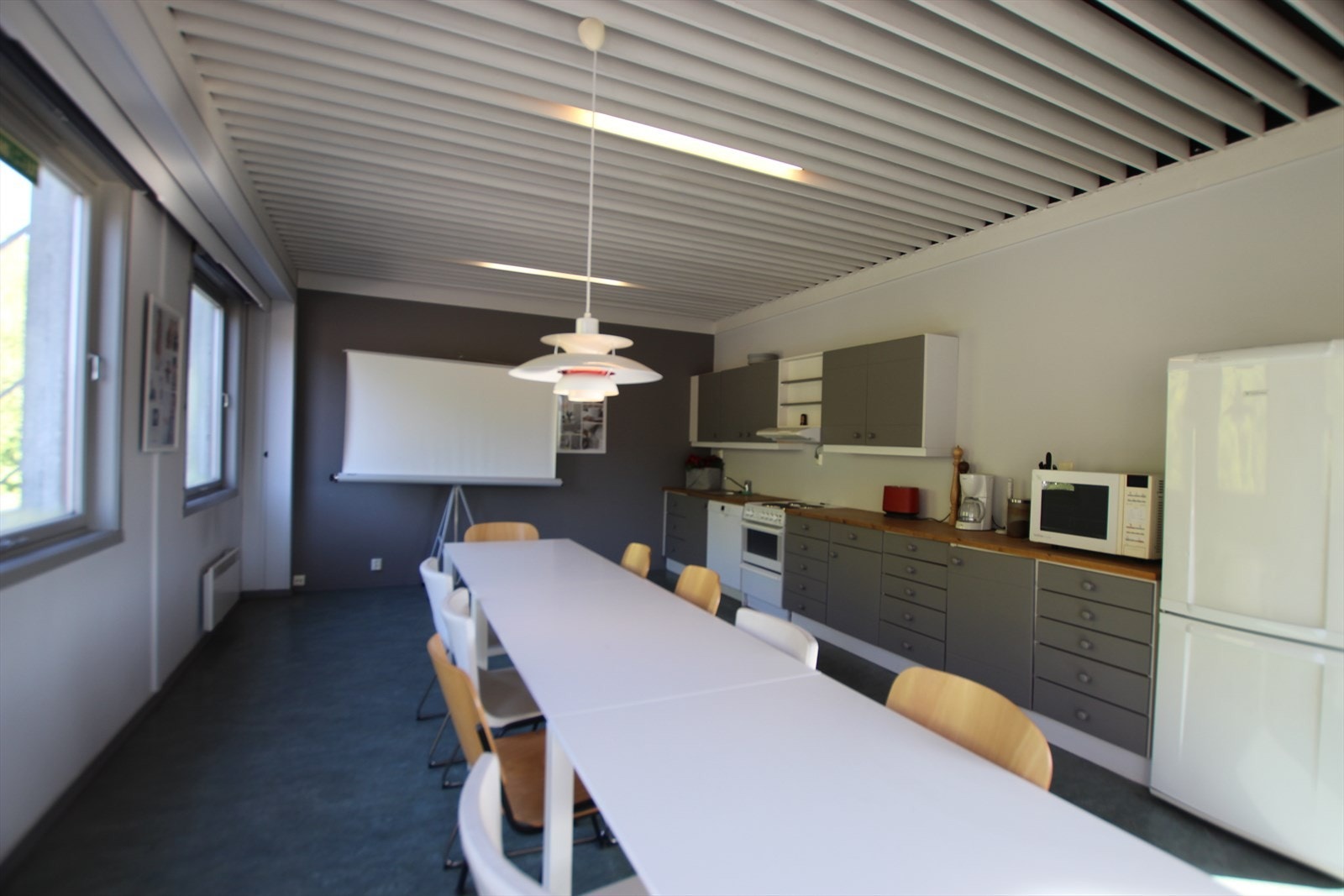 Felles kjøkken/spiserom Galleribilde