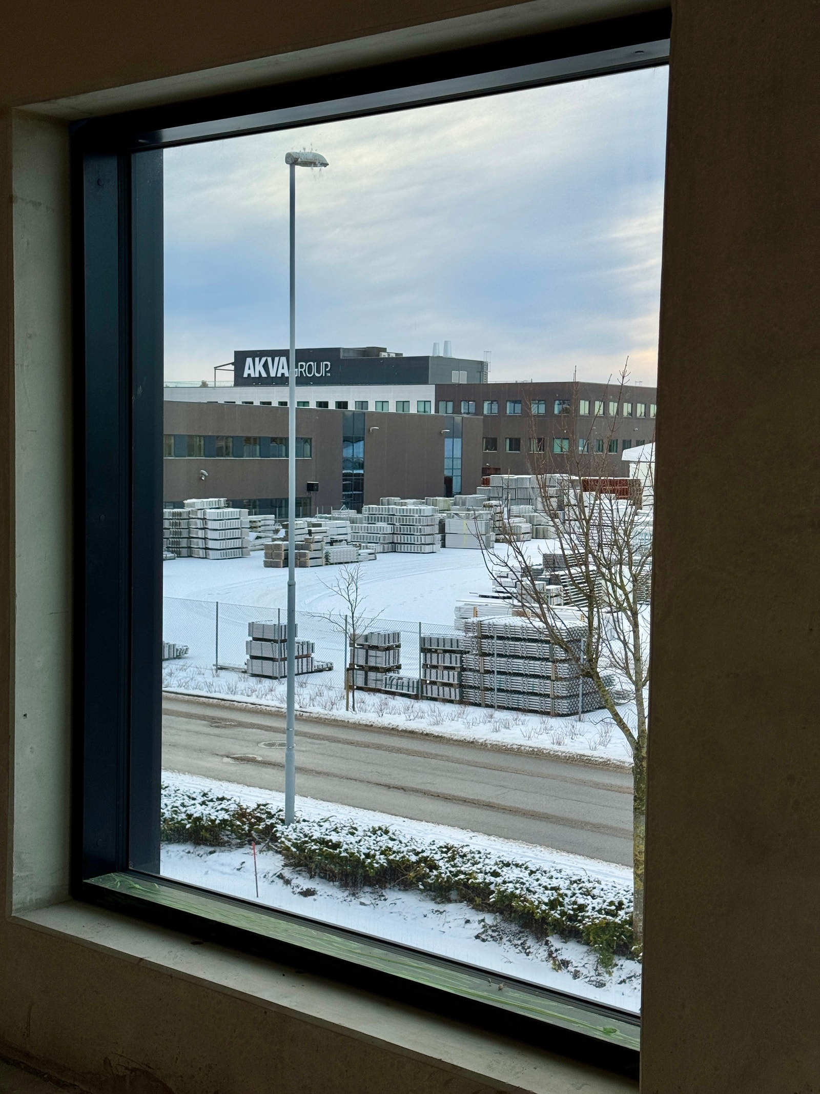 Blant naboene er Akva Group, verdens største leverandør av løsninger og tjenester til oppdrettsnæringen. Galleribilde