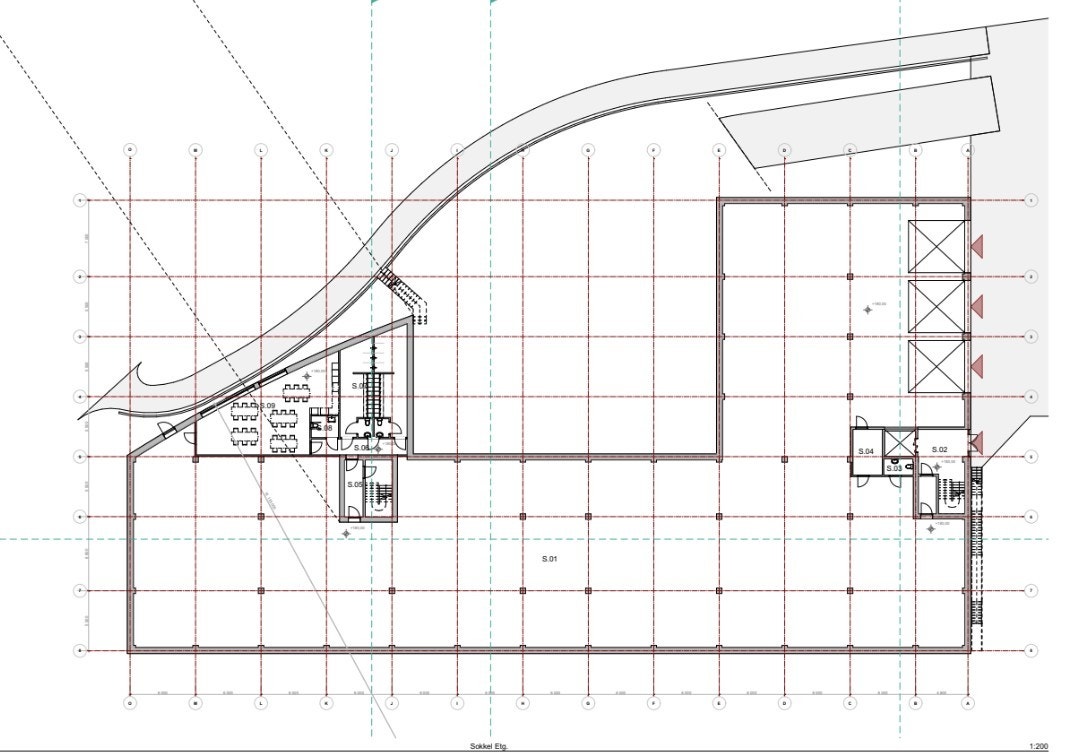 Lager/verksted på ca. 2 105 m², fri takhøyde ca. 5,10m, tre lasteramper. Galleribilde