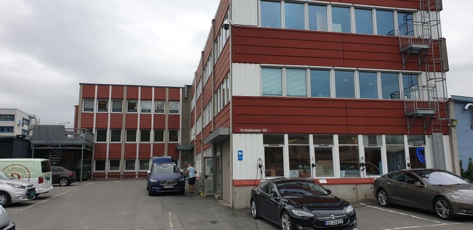 Bygget set fra Oluf Onsumsveg Galleribilde