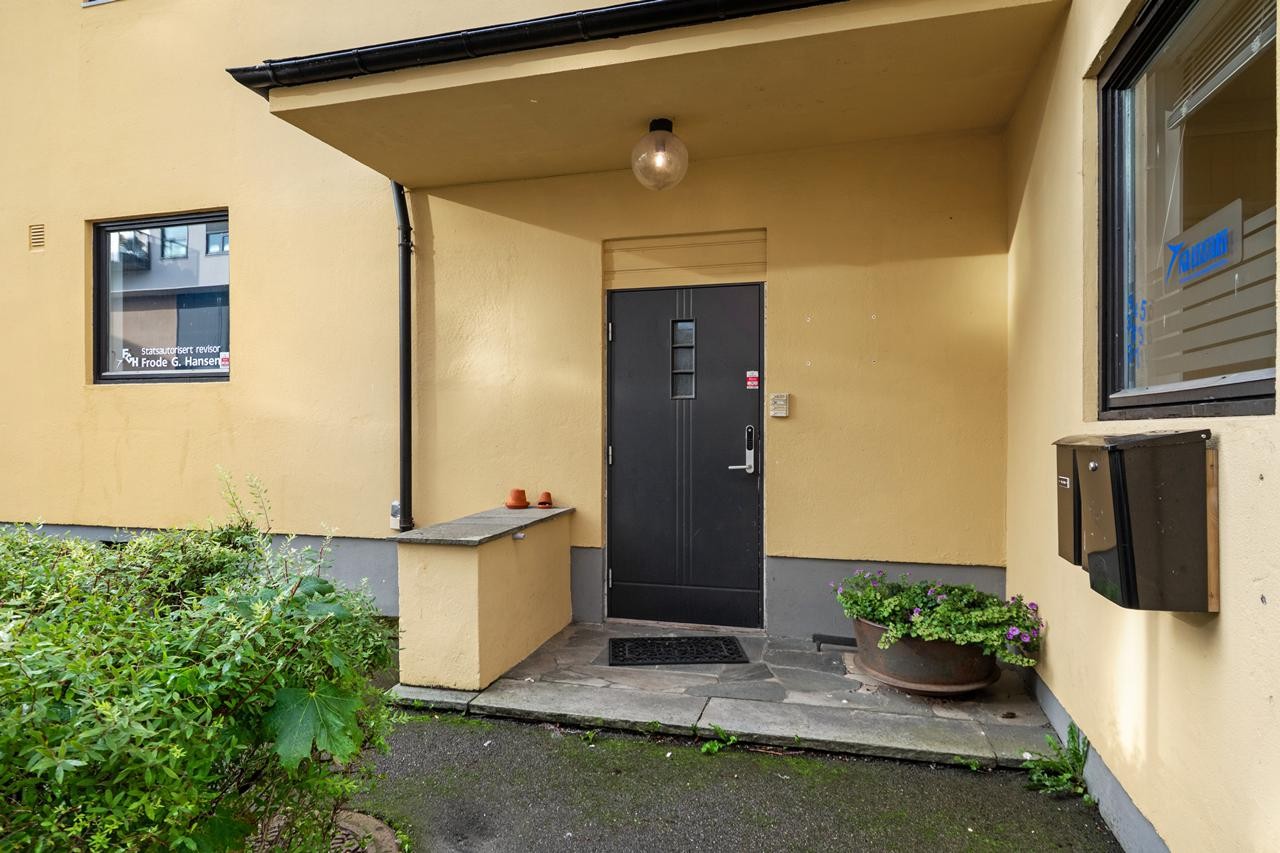 Inngangsparti Galleribilde