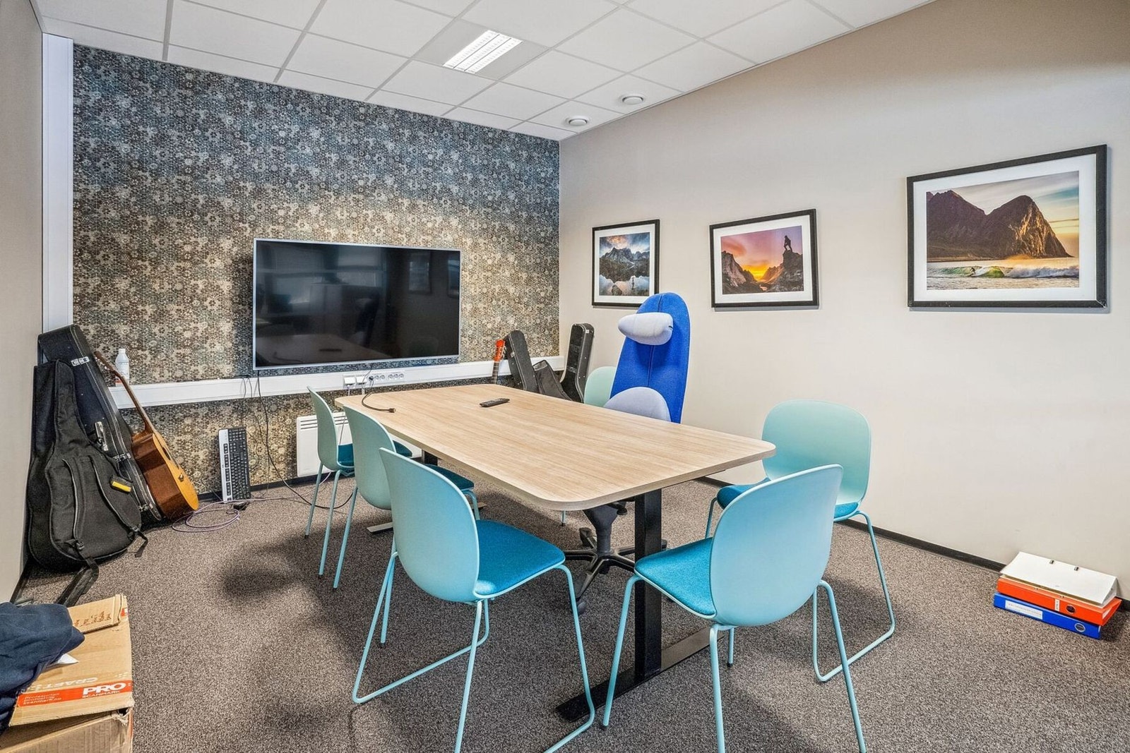 Møterom med tilrettelegging for moderne møtevirksomhet Galleribilde