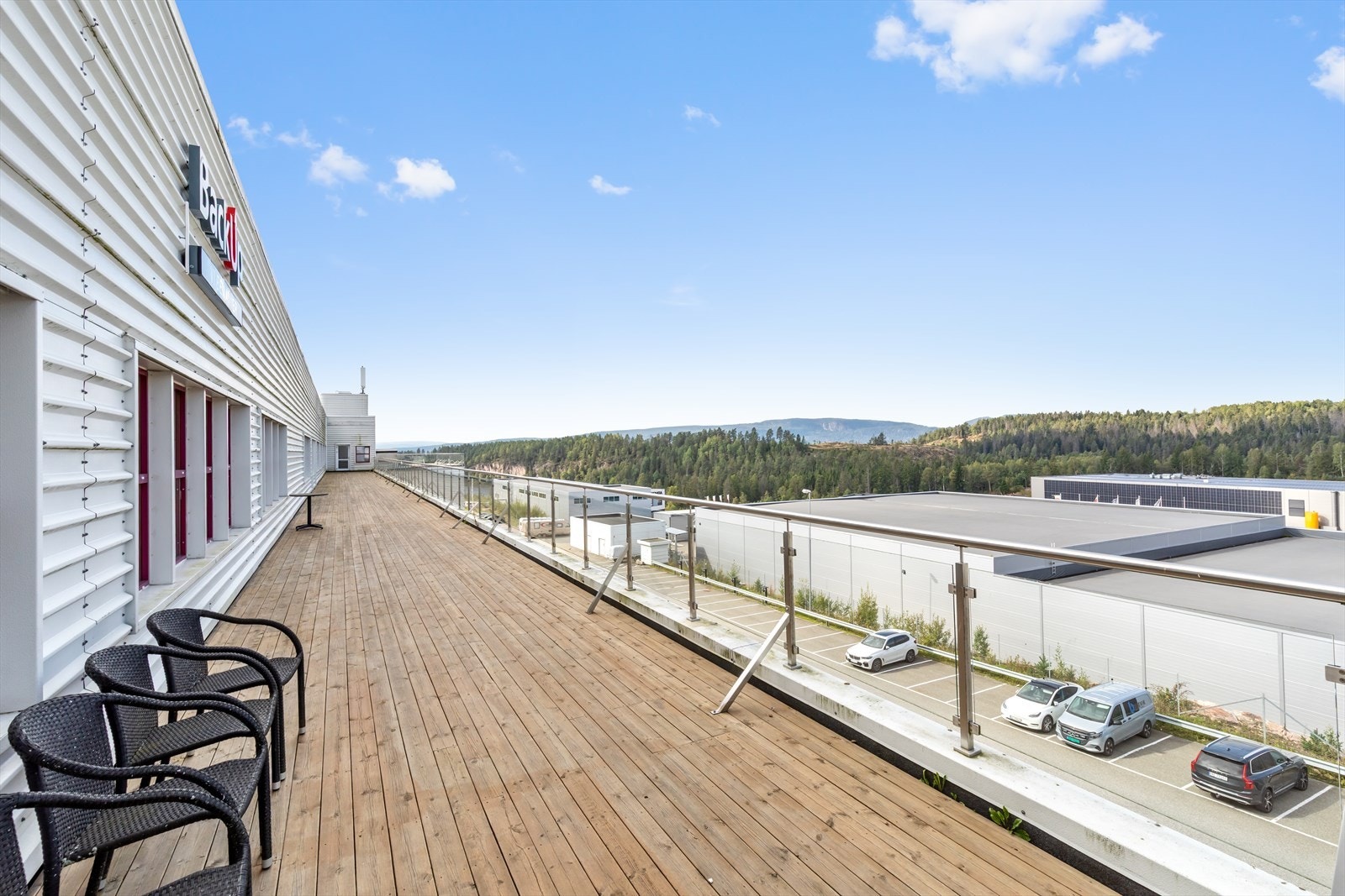 306407_3W1A0204.jpg Galleribilde