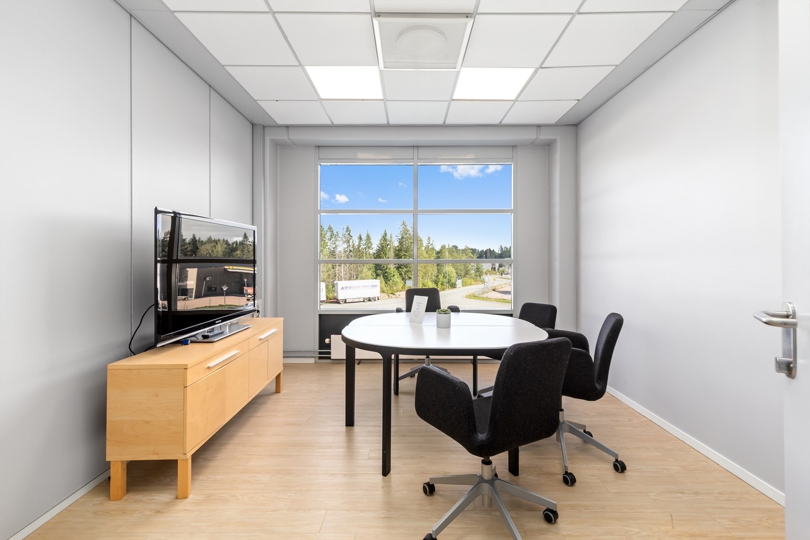 306407_3W1A0251-2.jpg Galleribilde