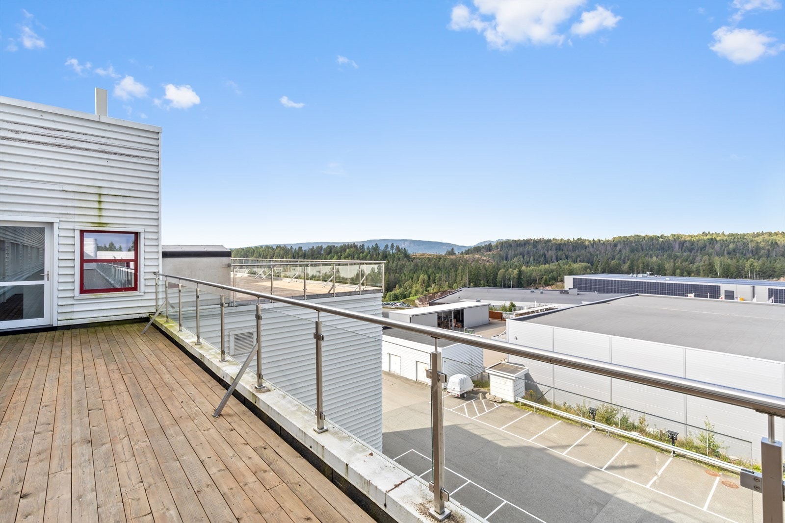 306407_3W1A0208.jpg Galleribilde