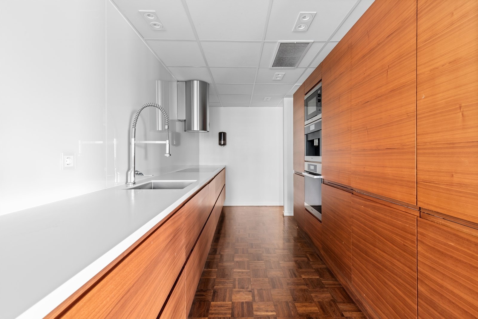 305531_3W1A9051.jpg Galleribilde