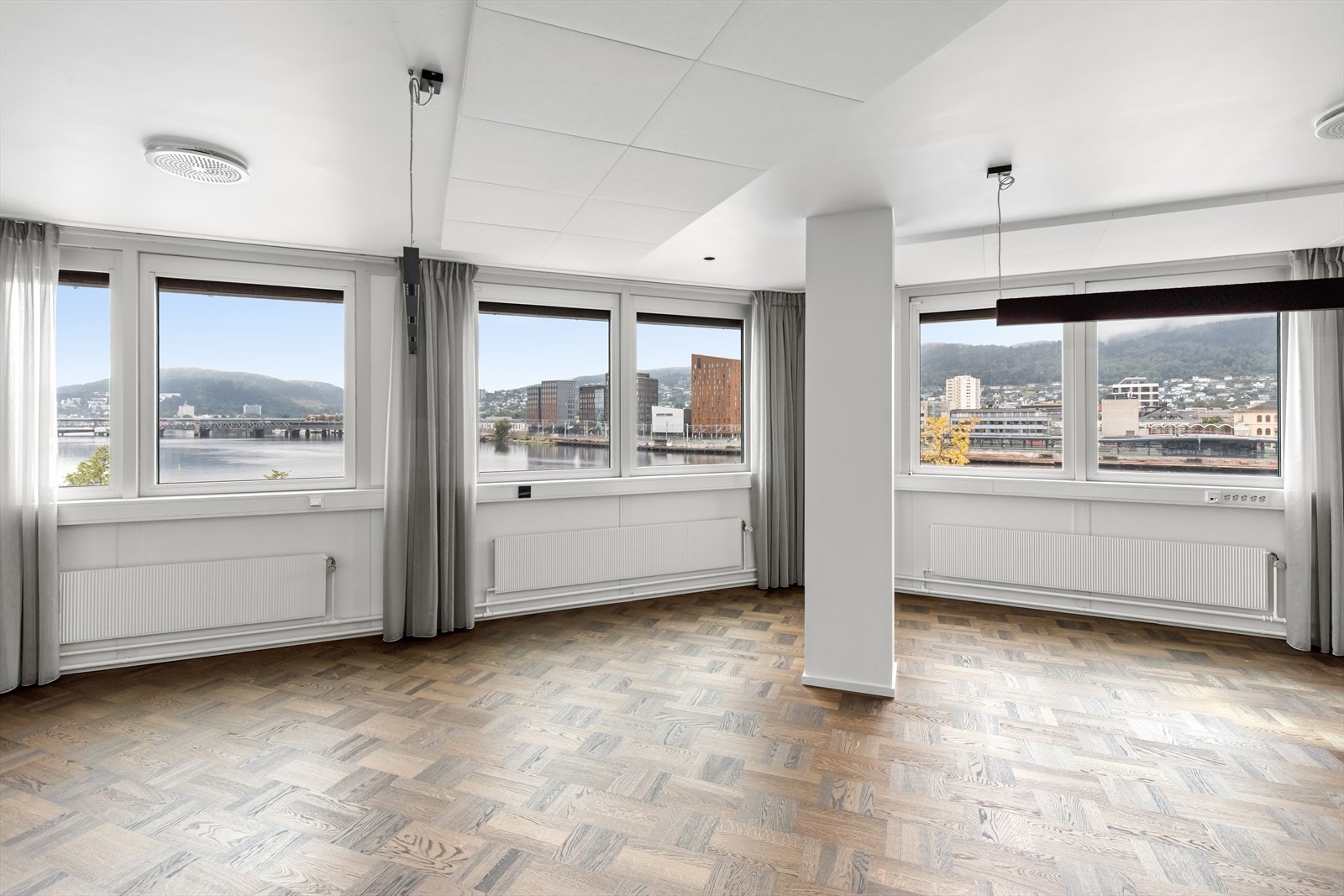 305531_3W1A9043.jpg Galleribilde