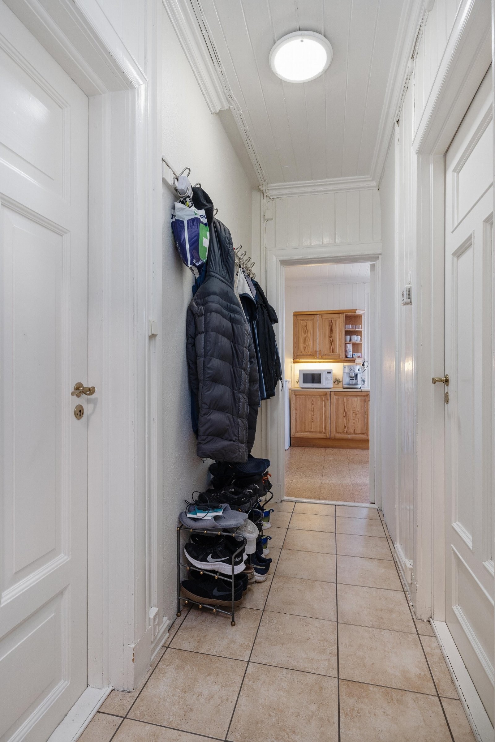 Velkommen inn i leilighet i 2. etasje. Galleribilde