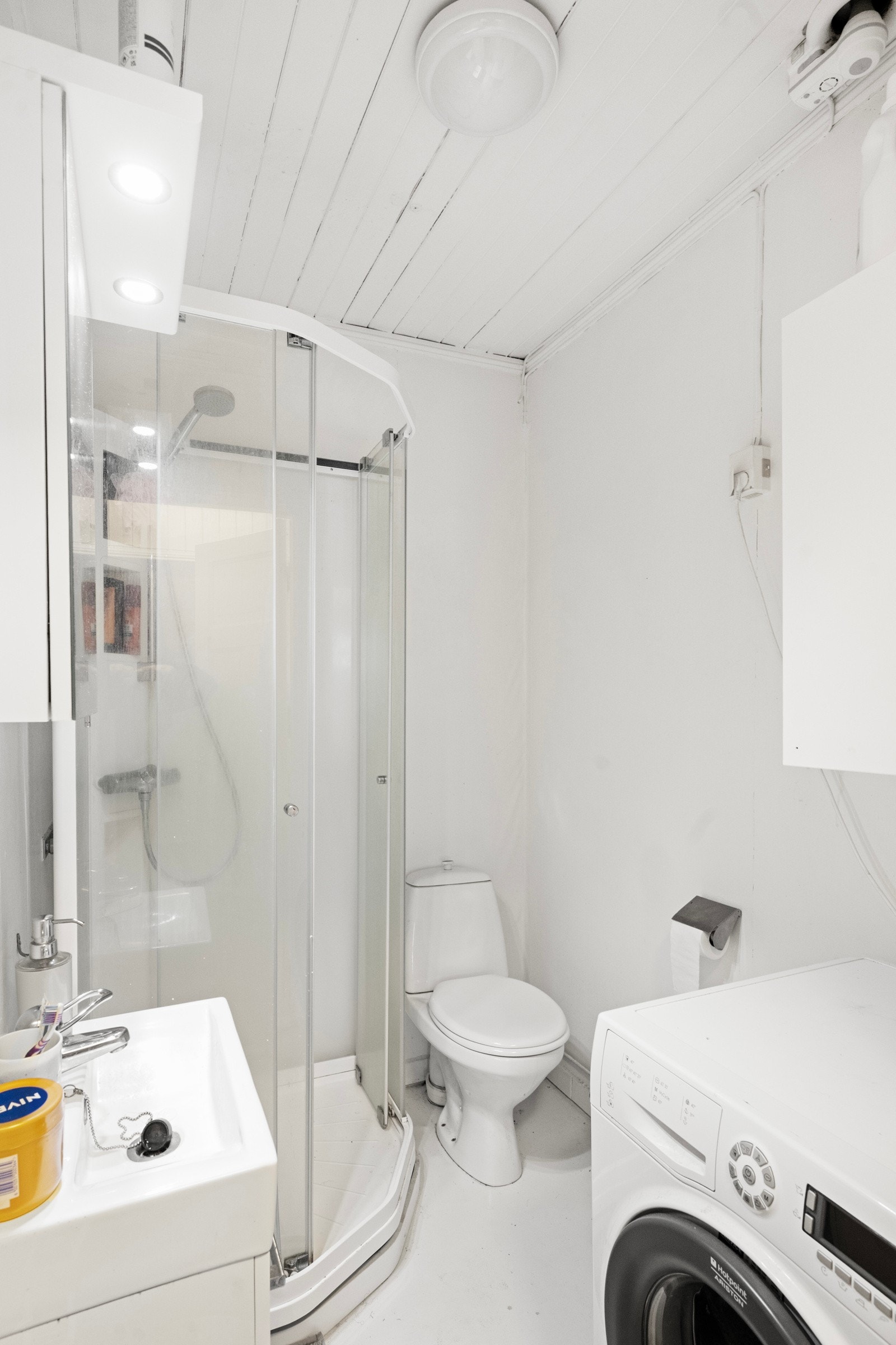 Bad i leilighet Galleribilde