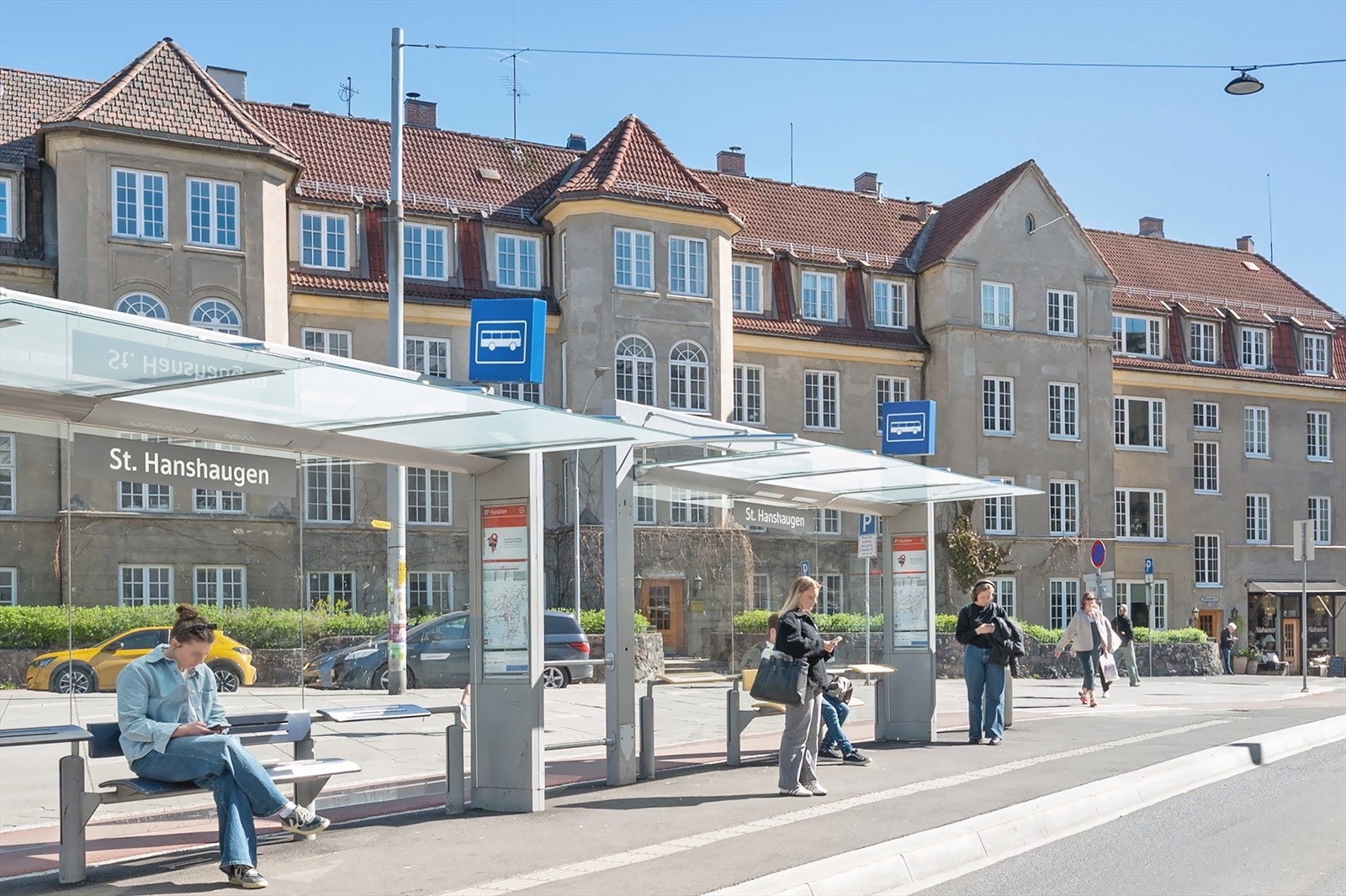 God tilgang til offentlig kommunikasjon fra eiendommen. Galleribilde