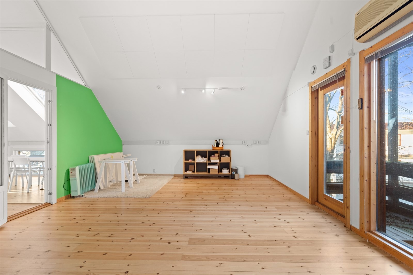 Kontor/landskap 2. etasje Galleribilde