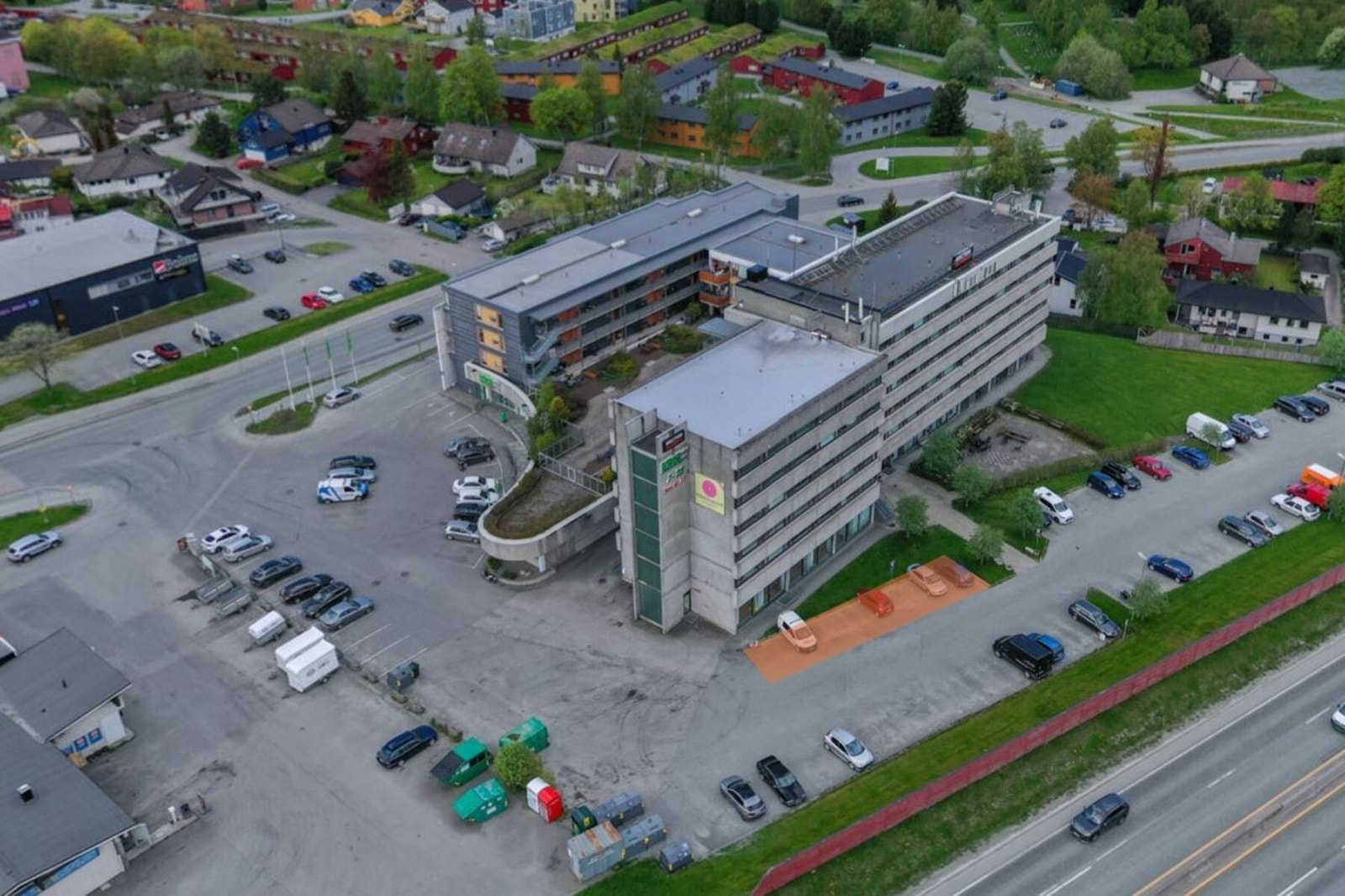 Leietaker og deres besøkende vil kunne benytte parkering som angitt. Galleribilde