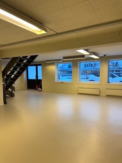 Velkommen til Trondheimsvegen - Jessheim 63A, 2050 Jessheim. Lokalene egner seg til kontorlokaler/showroom/lager/butikk/handel. Galleribilde