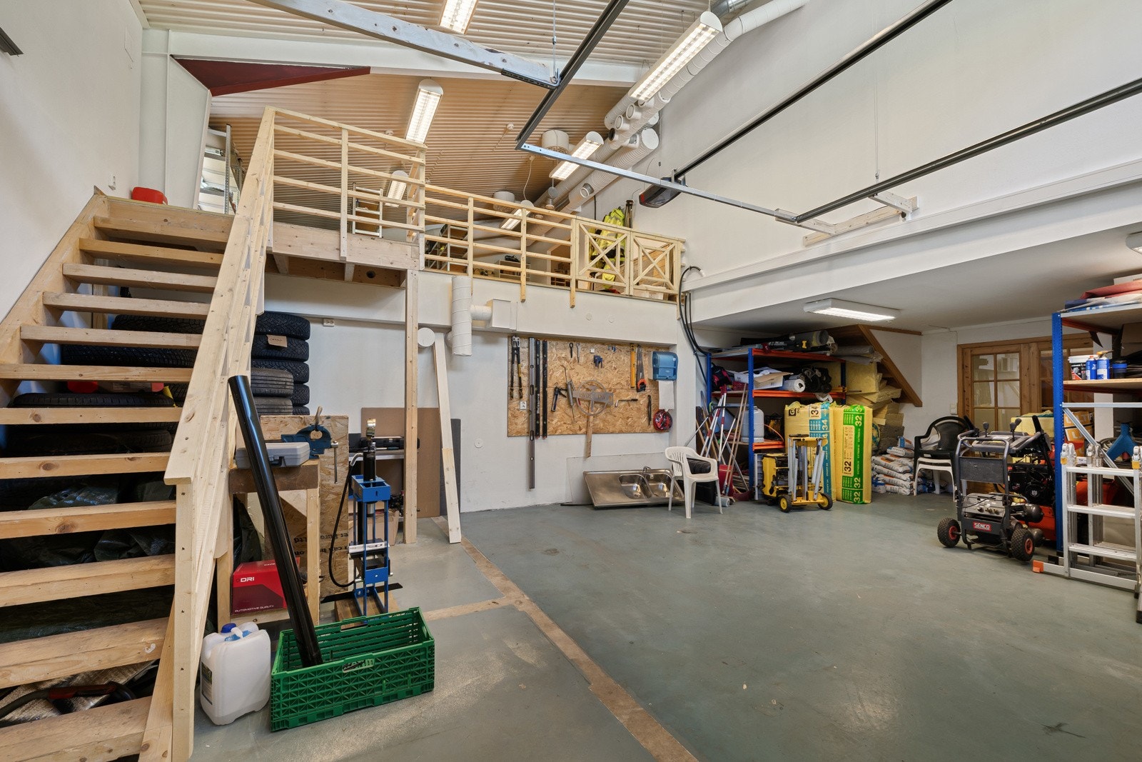 Lager/kontor Galleribilde